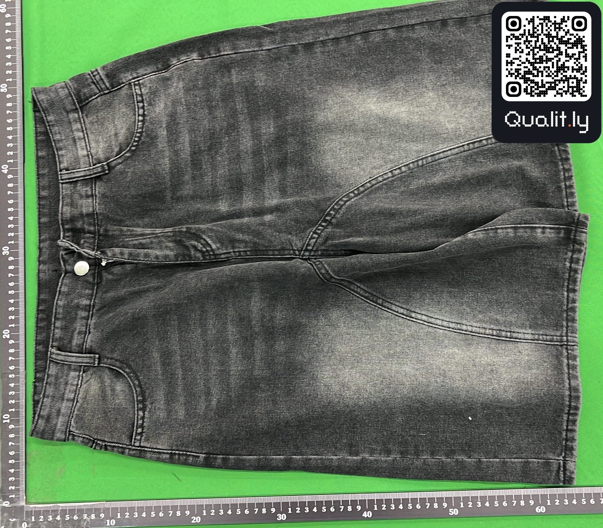 Jeans QC photo 3 of 74