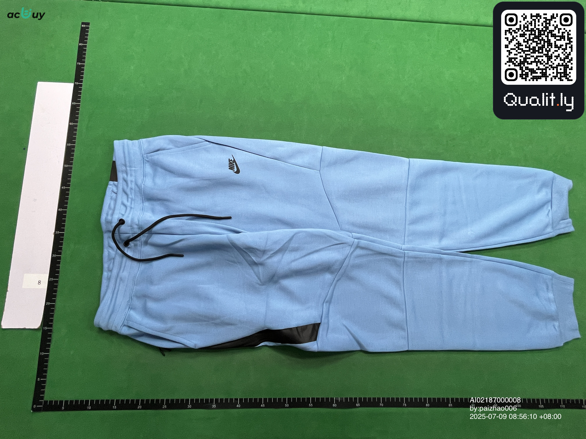 Pantalon — photo QC 3 sur 8