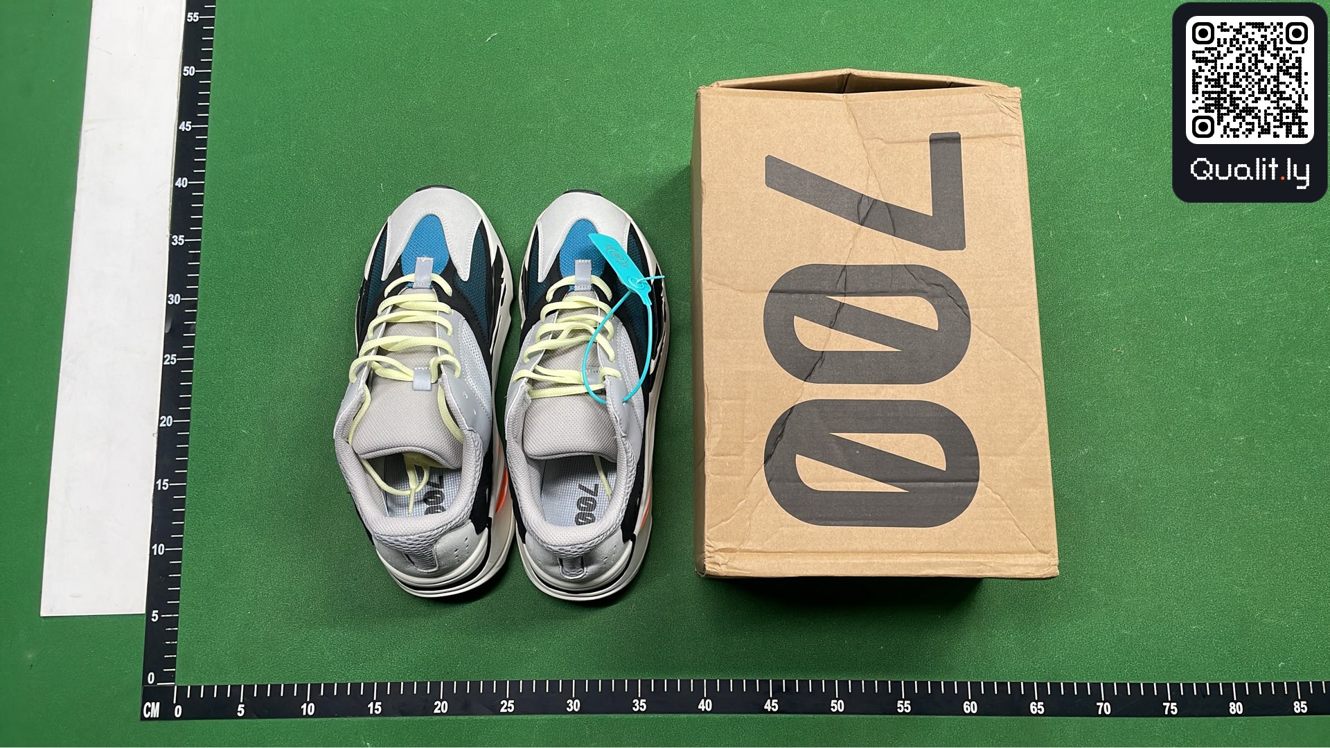Sneakers — QC-foto 1 av 6
