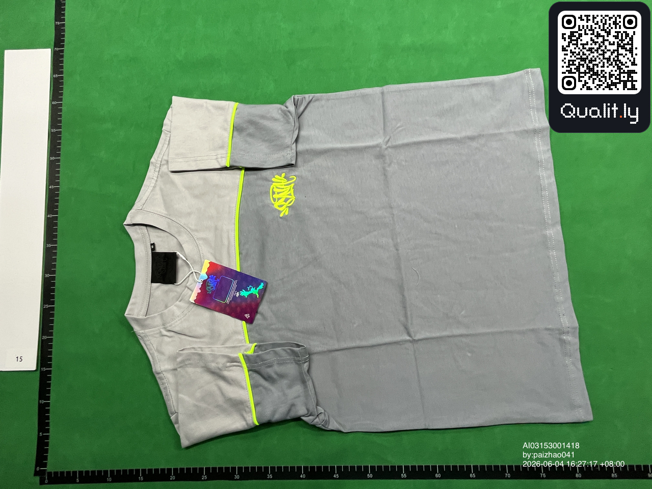 T-shirt — photo QC 3 sur 30