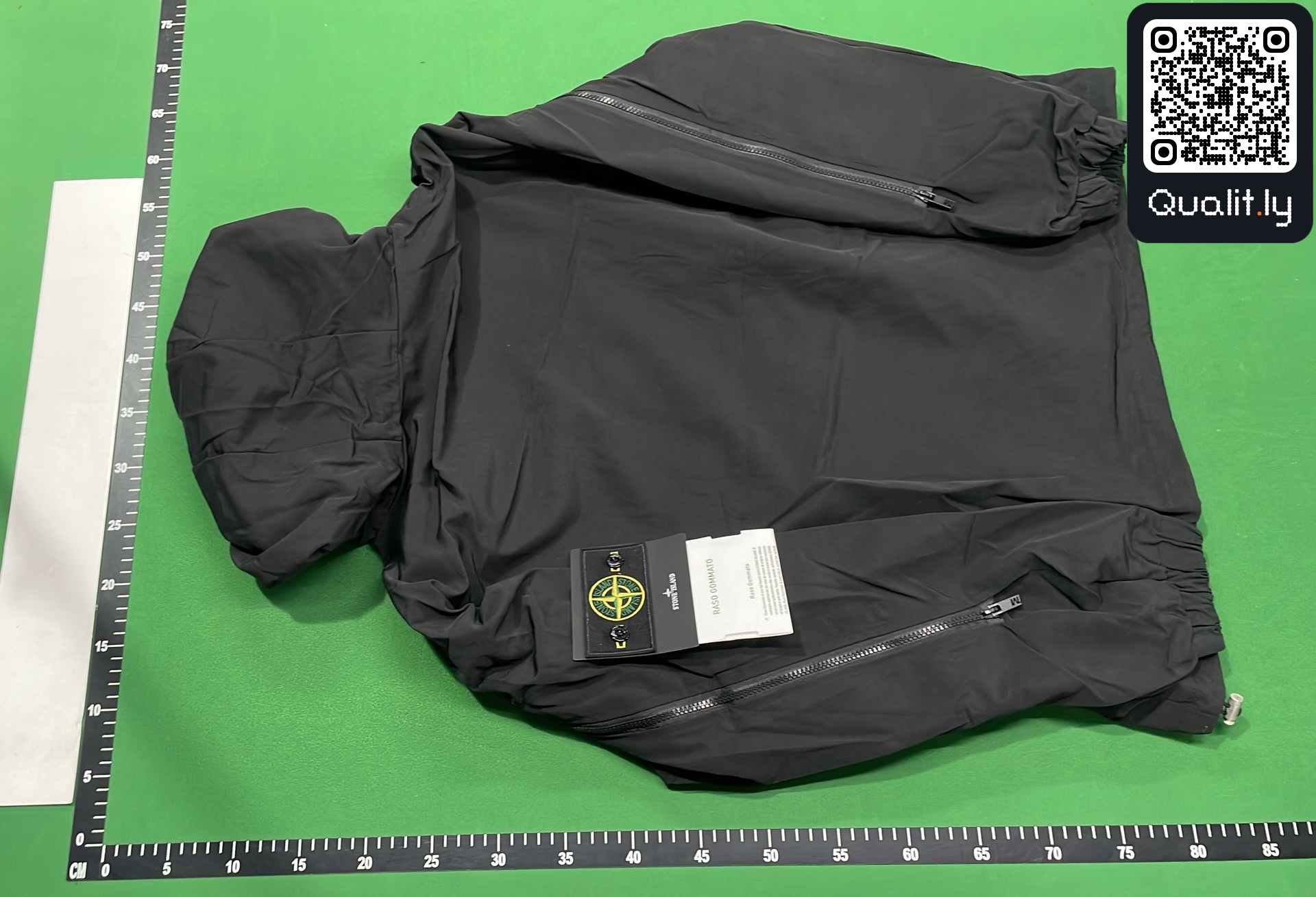 Foto QC 3 di 4