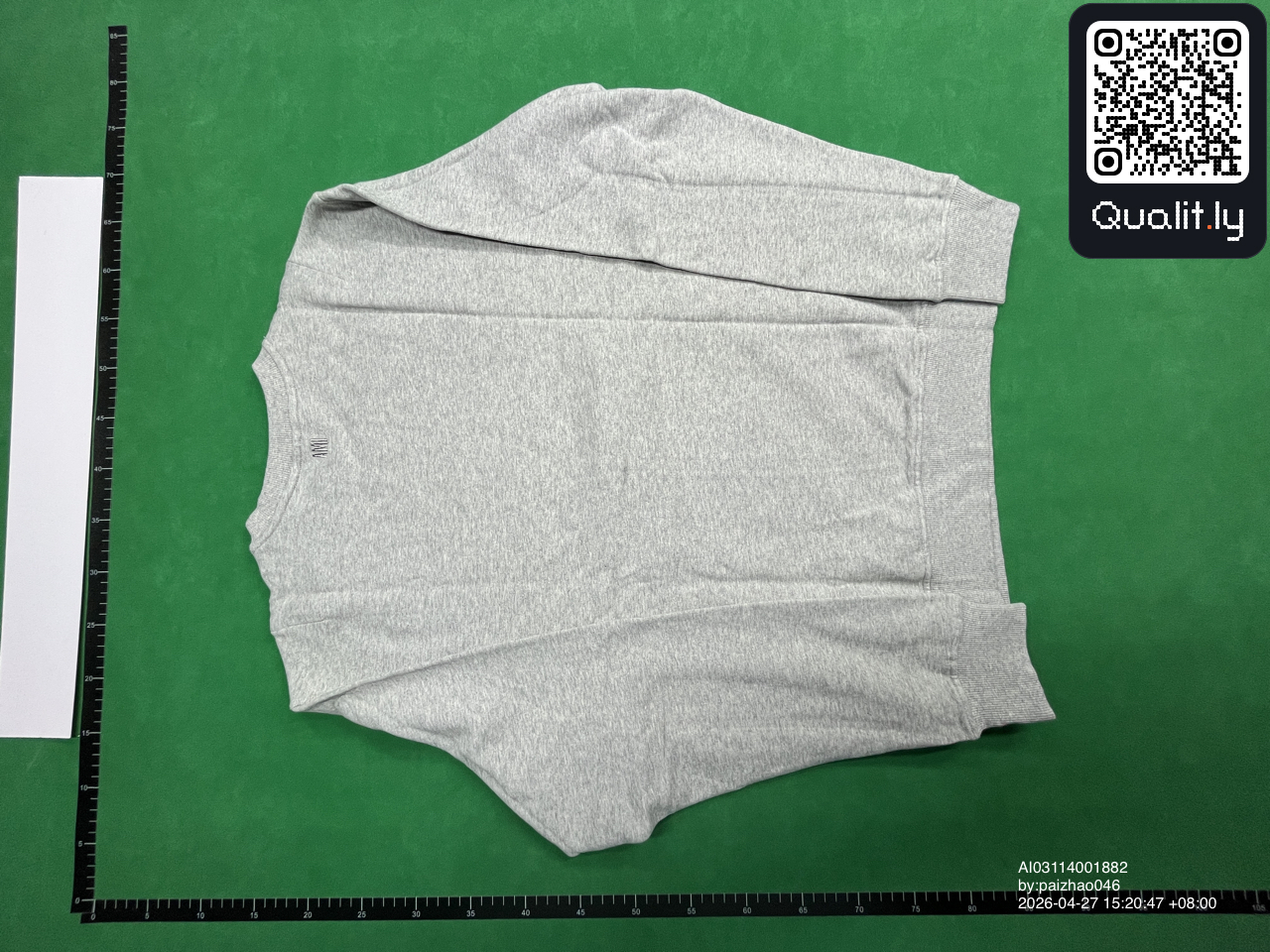 Sweater QC photo 2 of 74