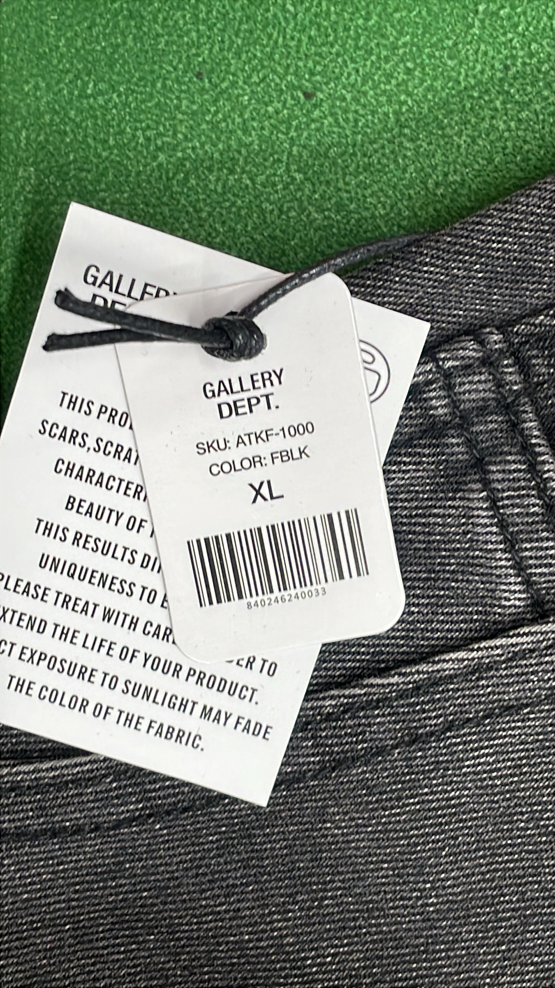 Jeans — QC-foto 1 av 8