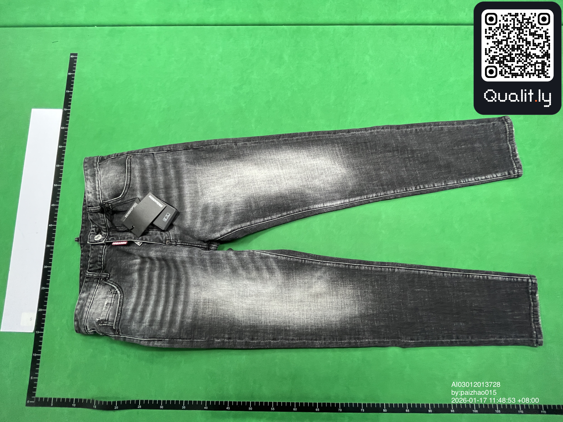 Jeans QC photo 3 of 24