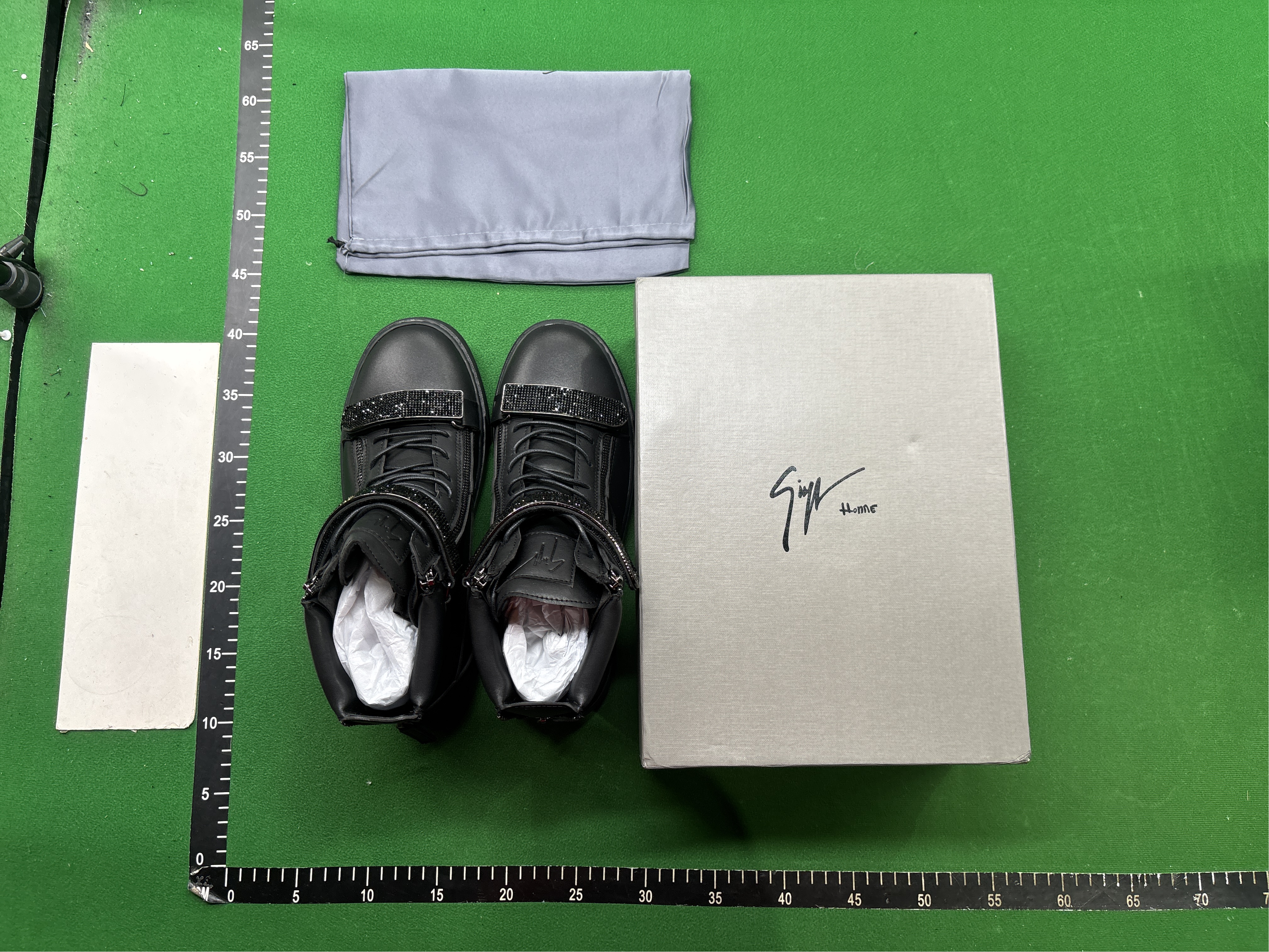 Sneakersy — zdjęcie QC 1 z 6