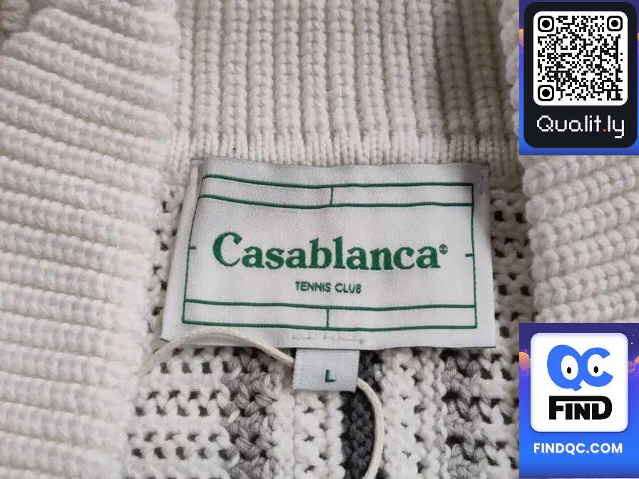 Pull — photo QC 1 sur 8