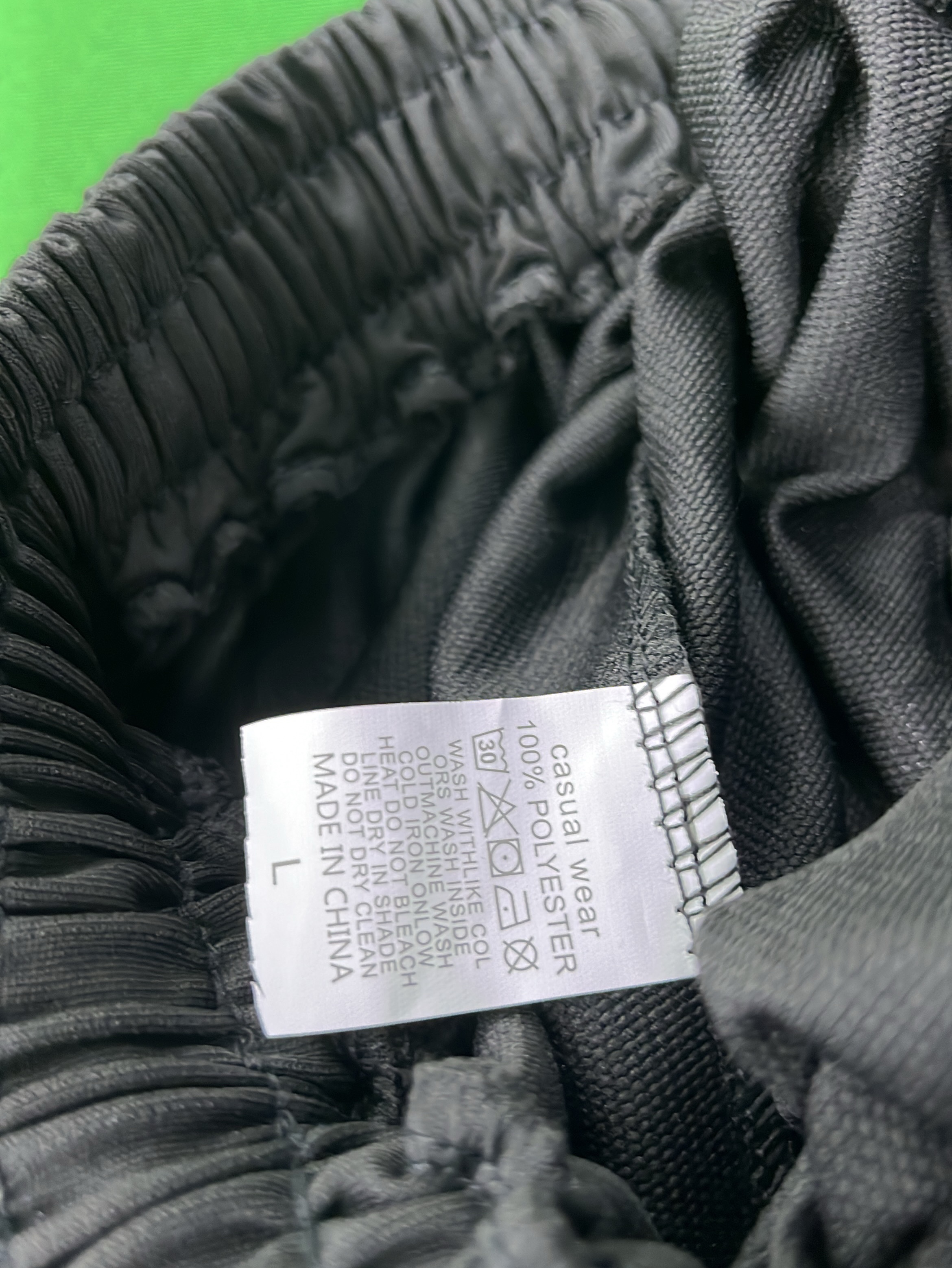 Short — photo QC 2 sur 14