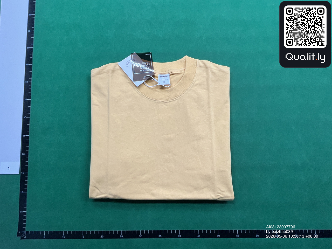 T-Shirt — QC-Foto 1 von 8
