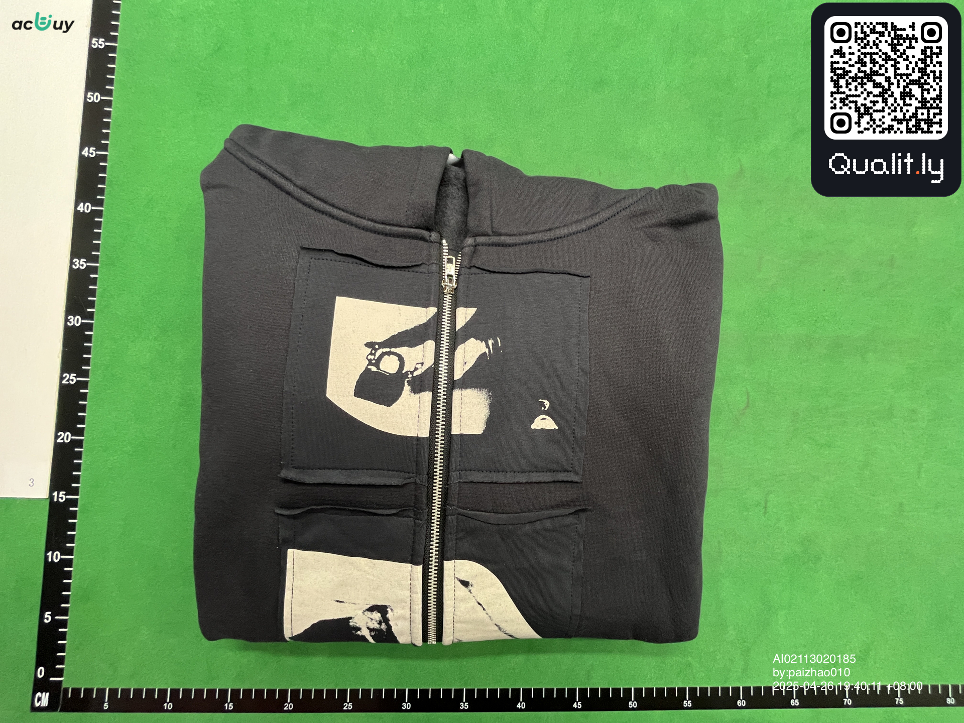 Hoodie — QC-foto 1 av 4