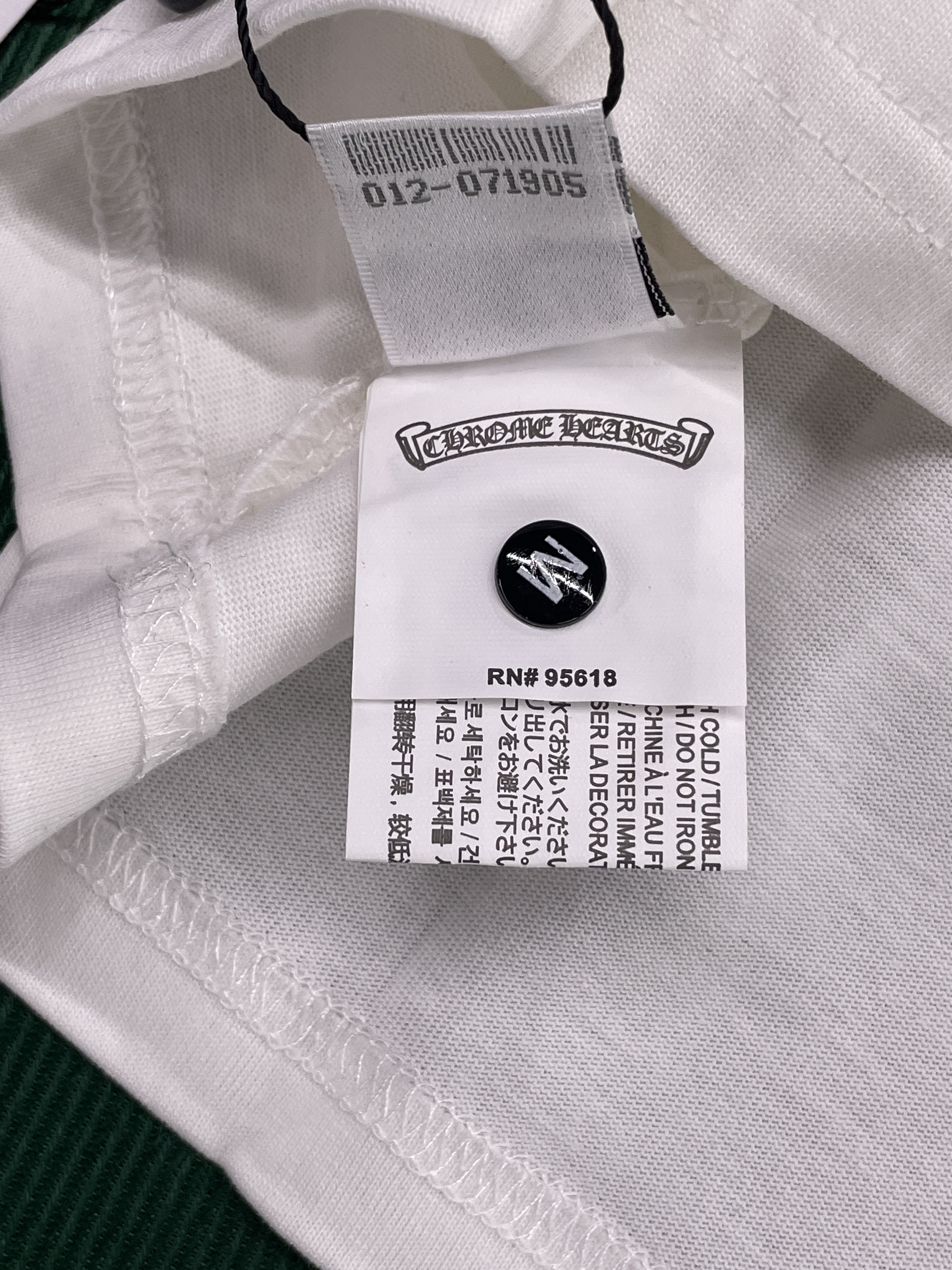 T-shirt — foto QC 2 de 30