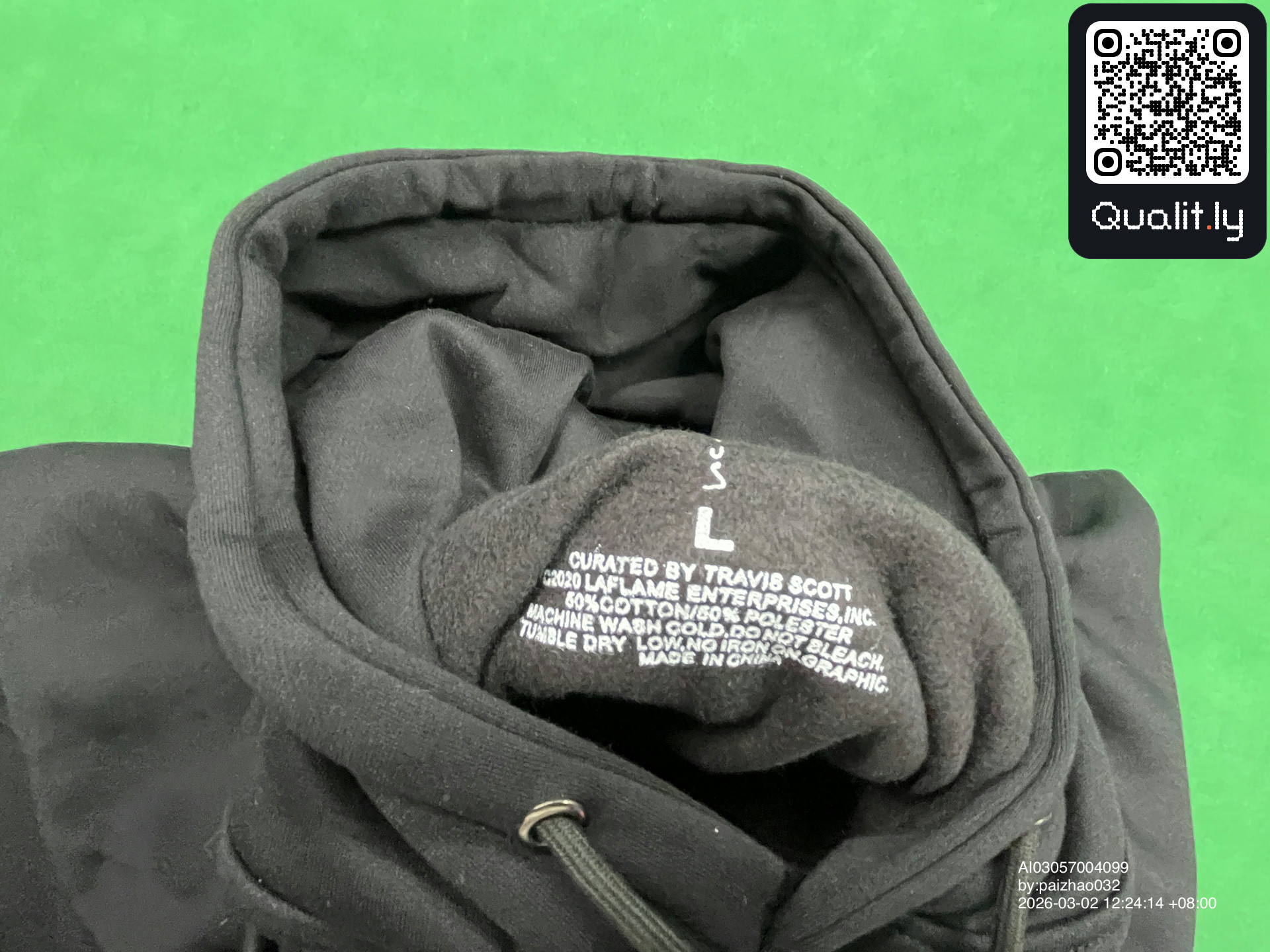 Hoodie QC photo 1 of 30