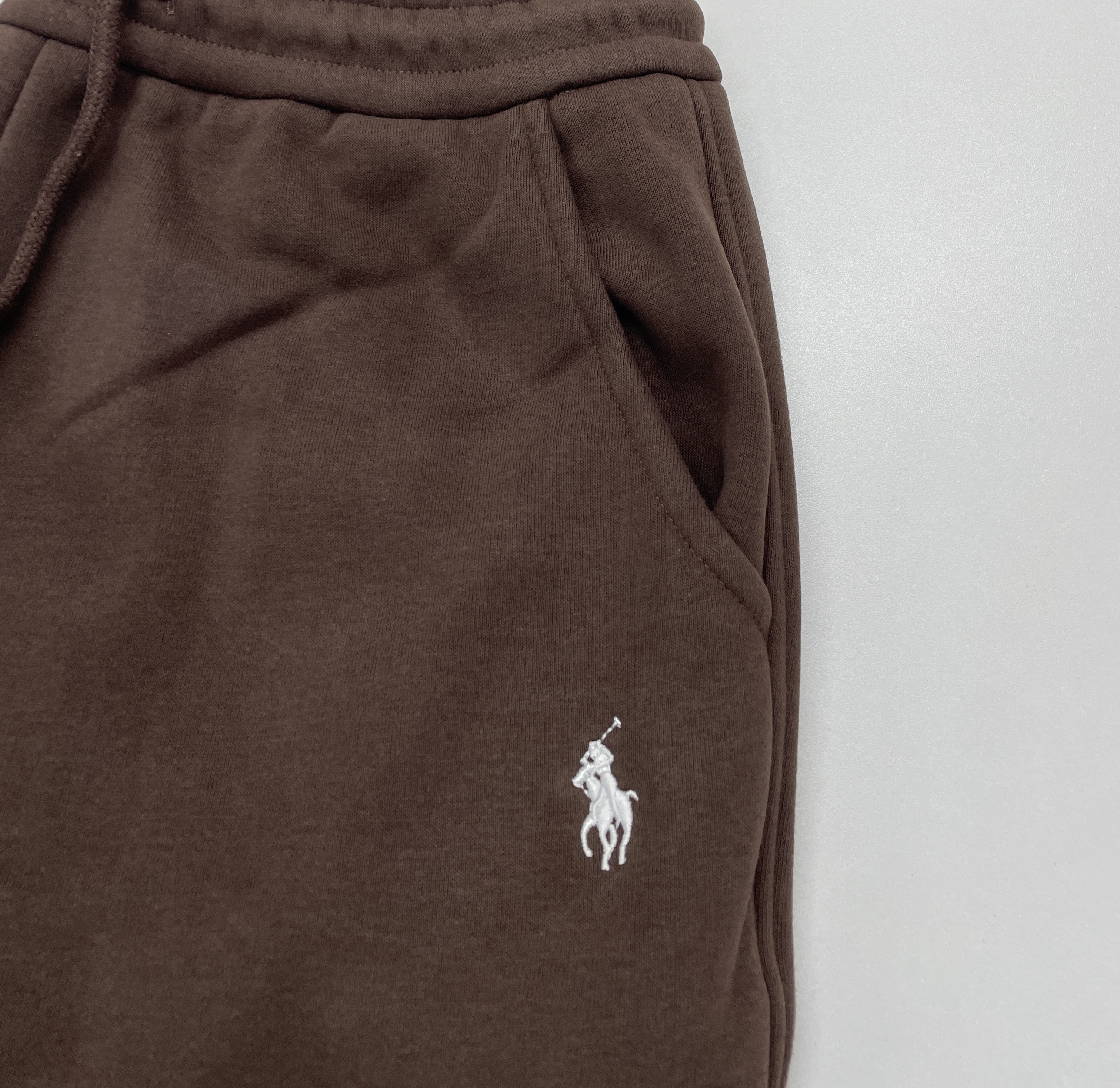 Pull — photo QC 2 sur 86