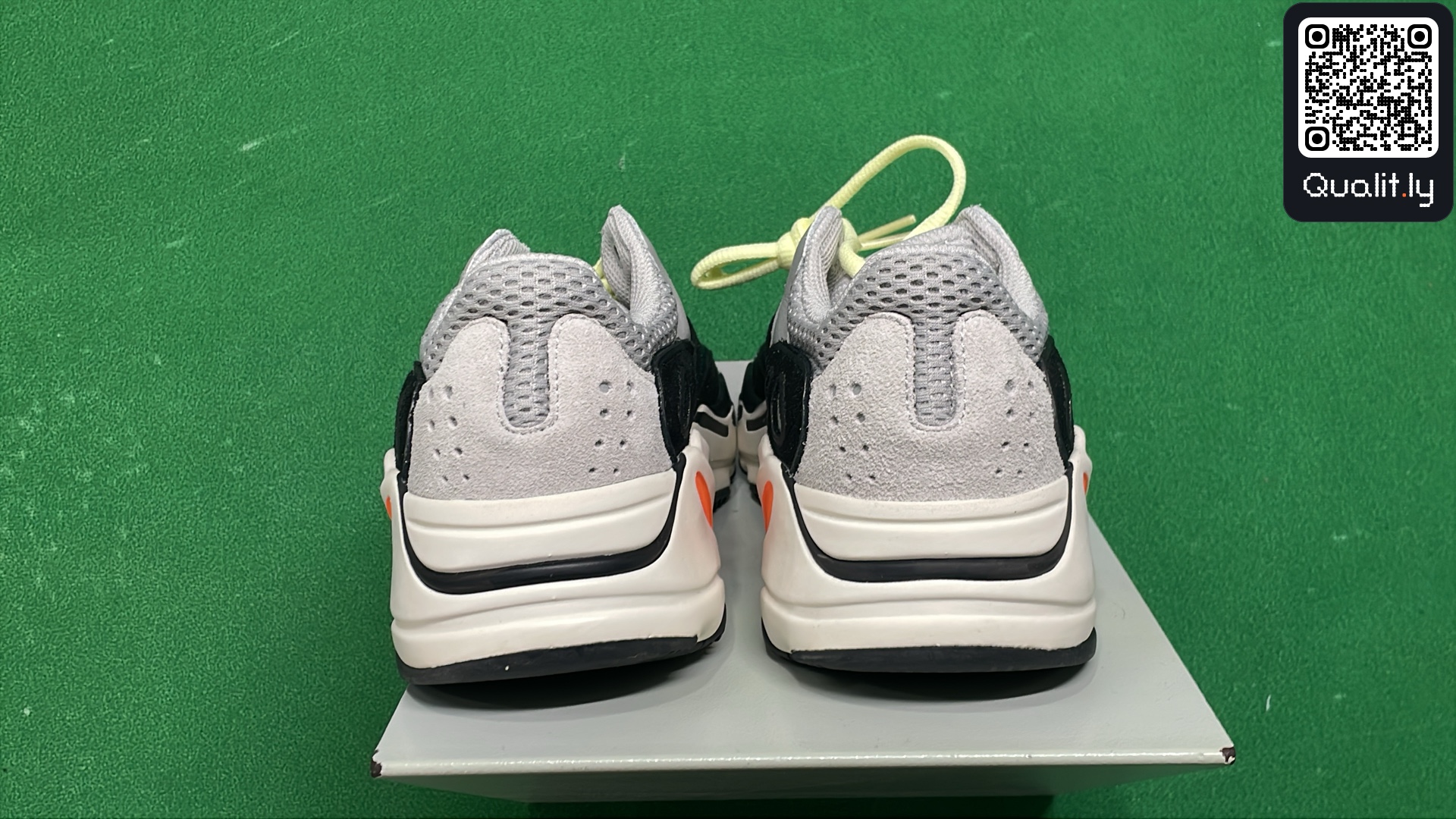 Sneakers QC photo 3 of 32