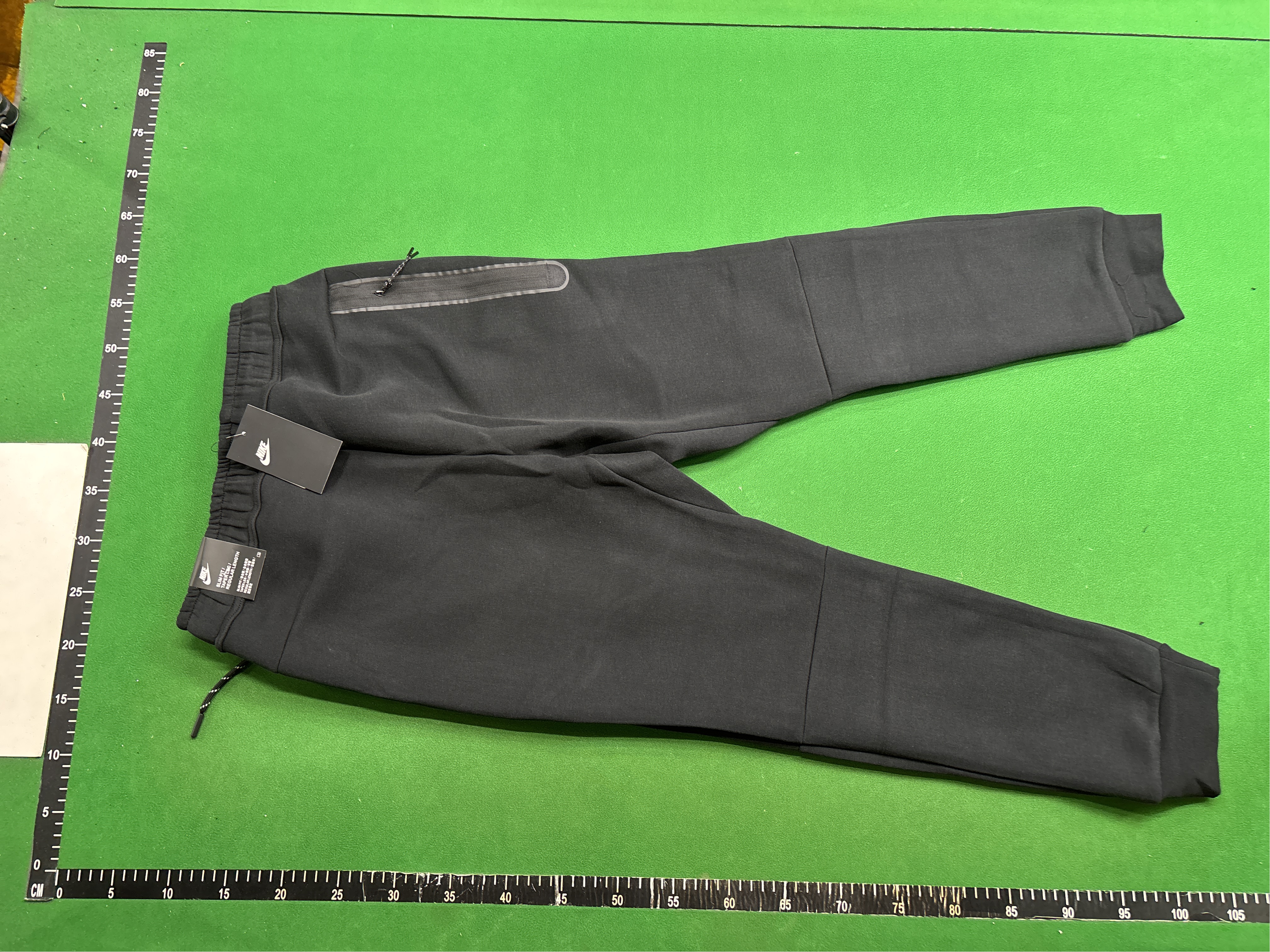 Hoodie — QC-foto 3 av 213