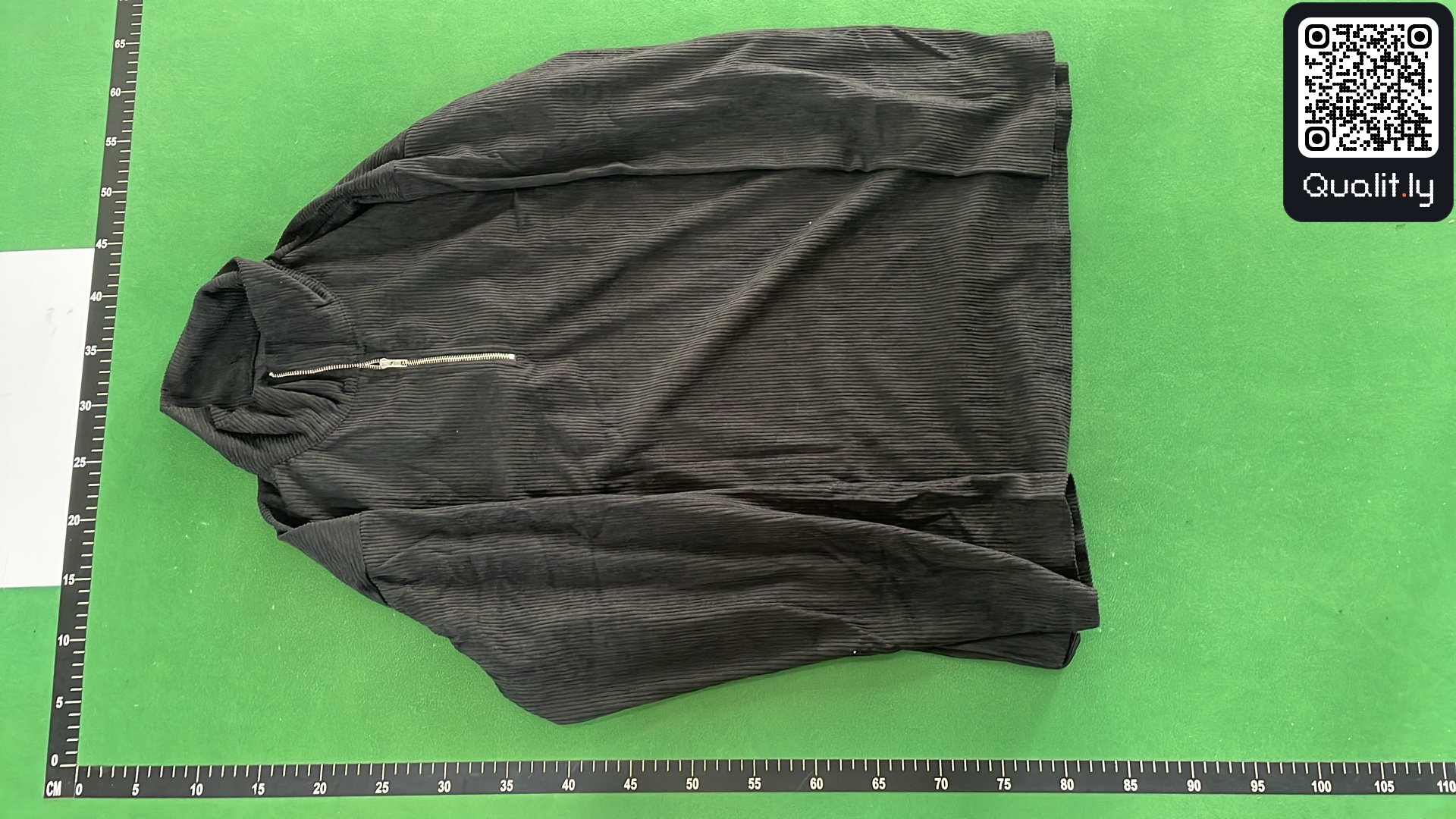 Sweatshirt QC photo 2 of 46