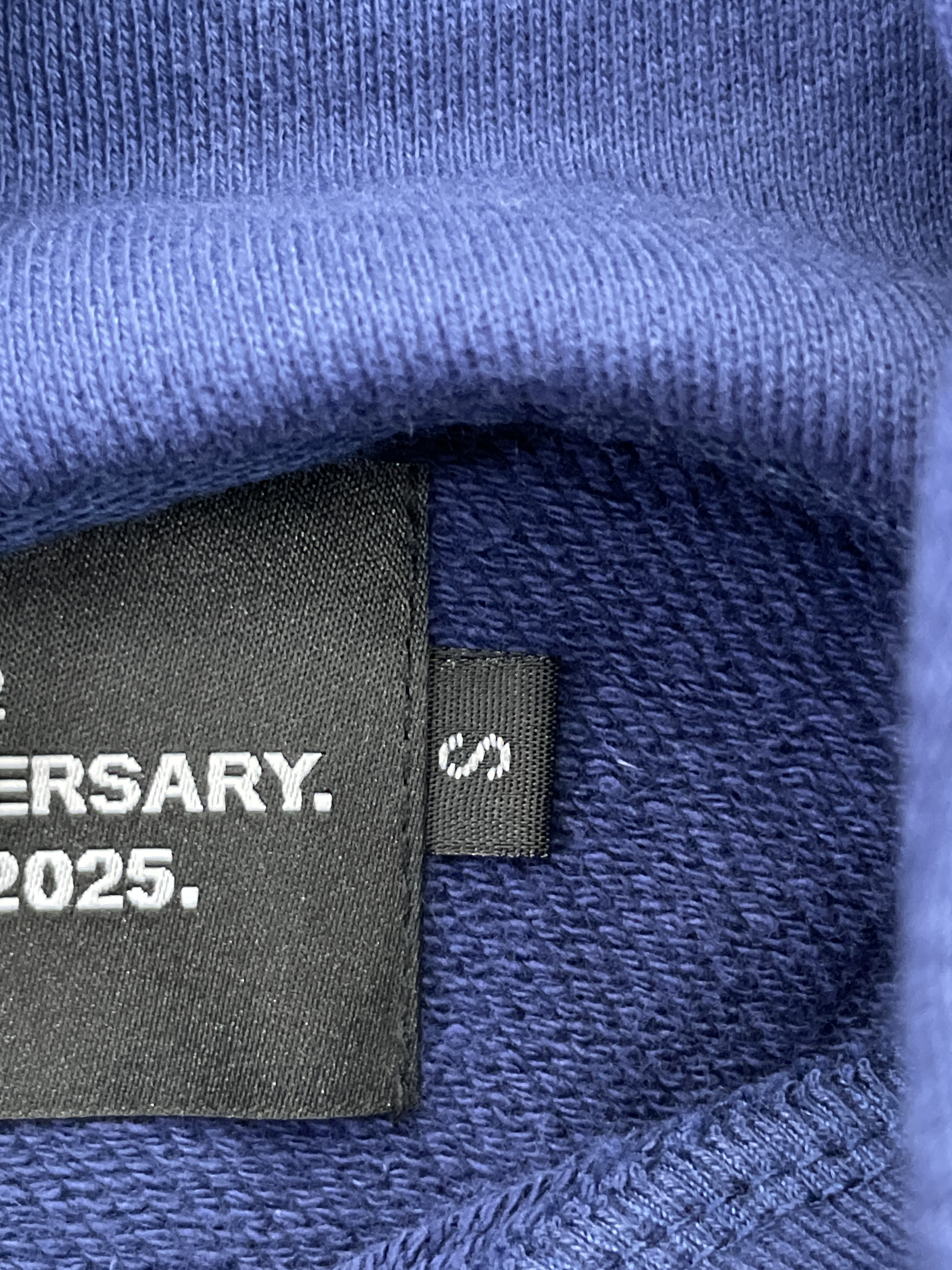 Sweatshirt QC photo 2 of 41