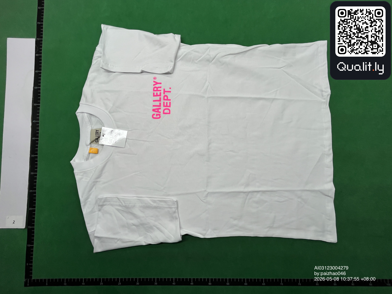 T-shirt — foto QC 3 de 8