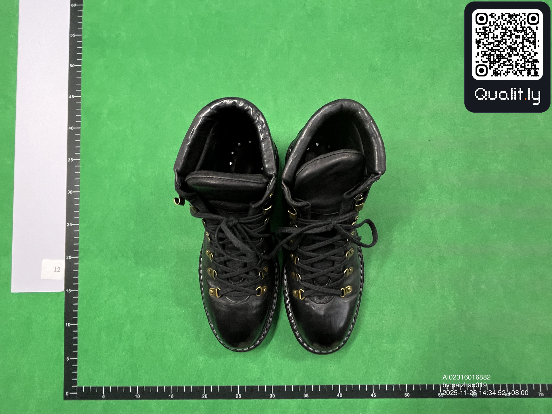 靴子 QC 照片 1 / 6