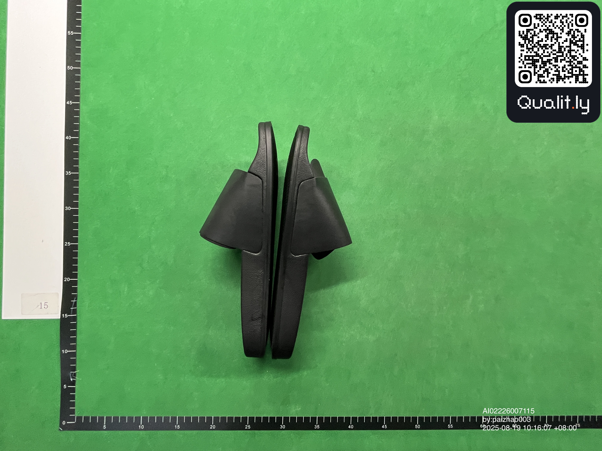 Slides QC photo 2 of 45