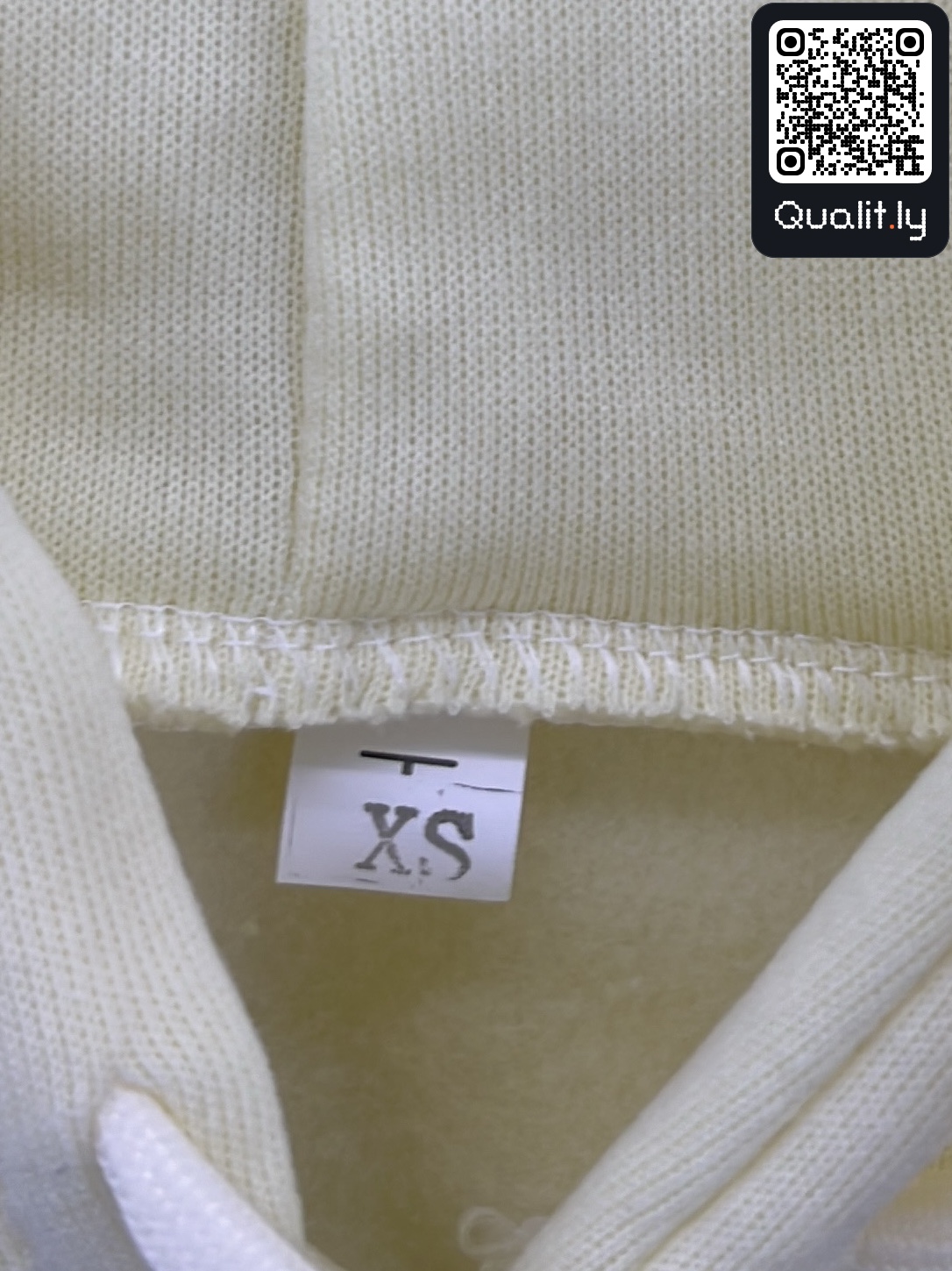 Sweat — photo QC 2 sur 24