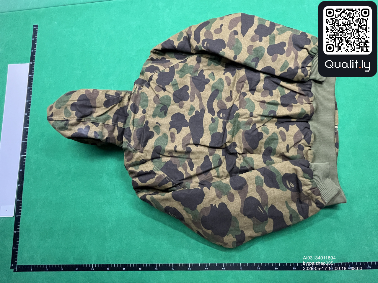Hoodie — QC-foto 2 av 10