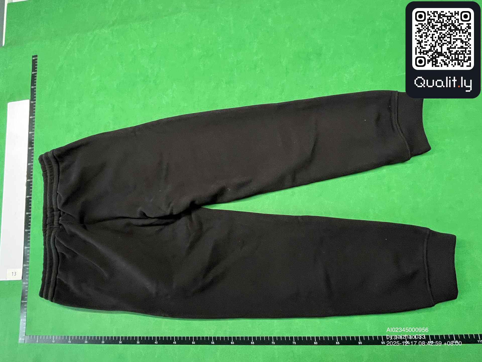 Tracksuit QC photo 2 of 90