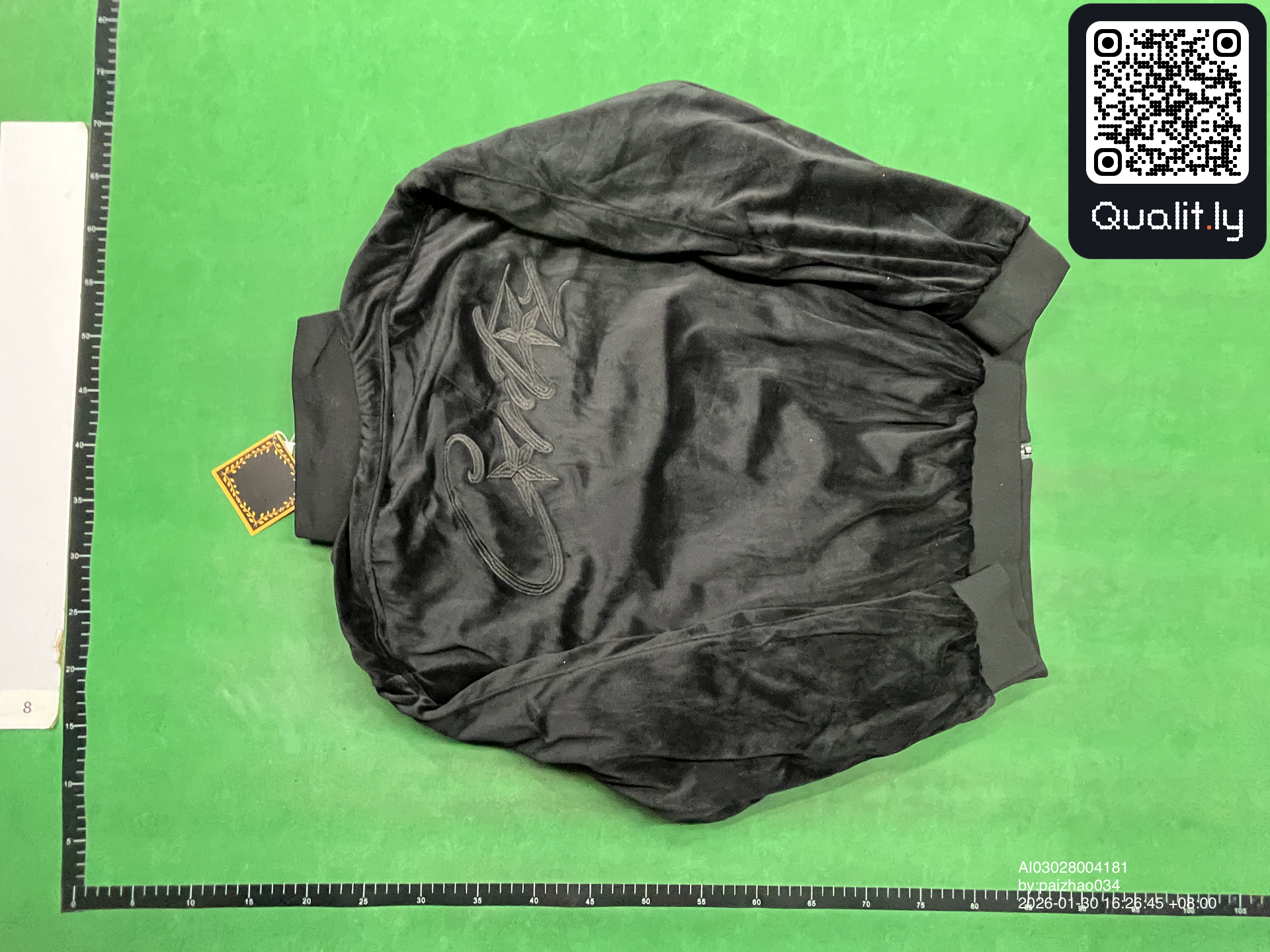 Chaqueta — foto QC 2 de 10