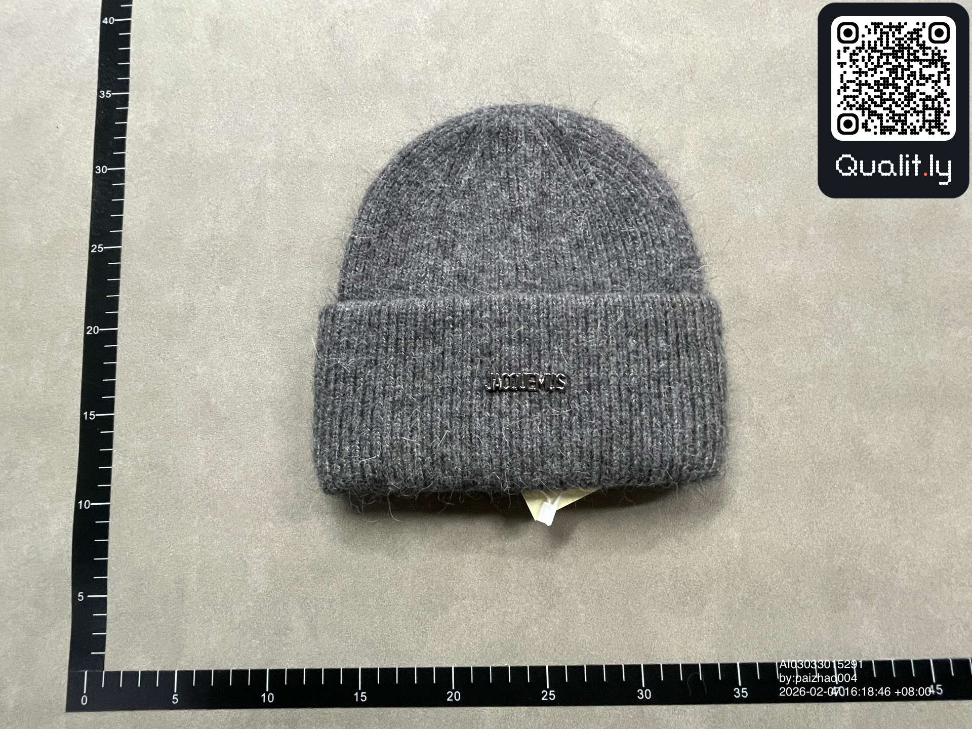 Mütze — QC-Foto 1 von 6