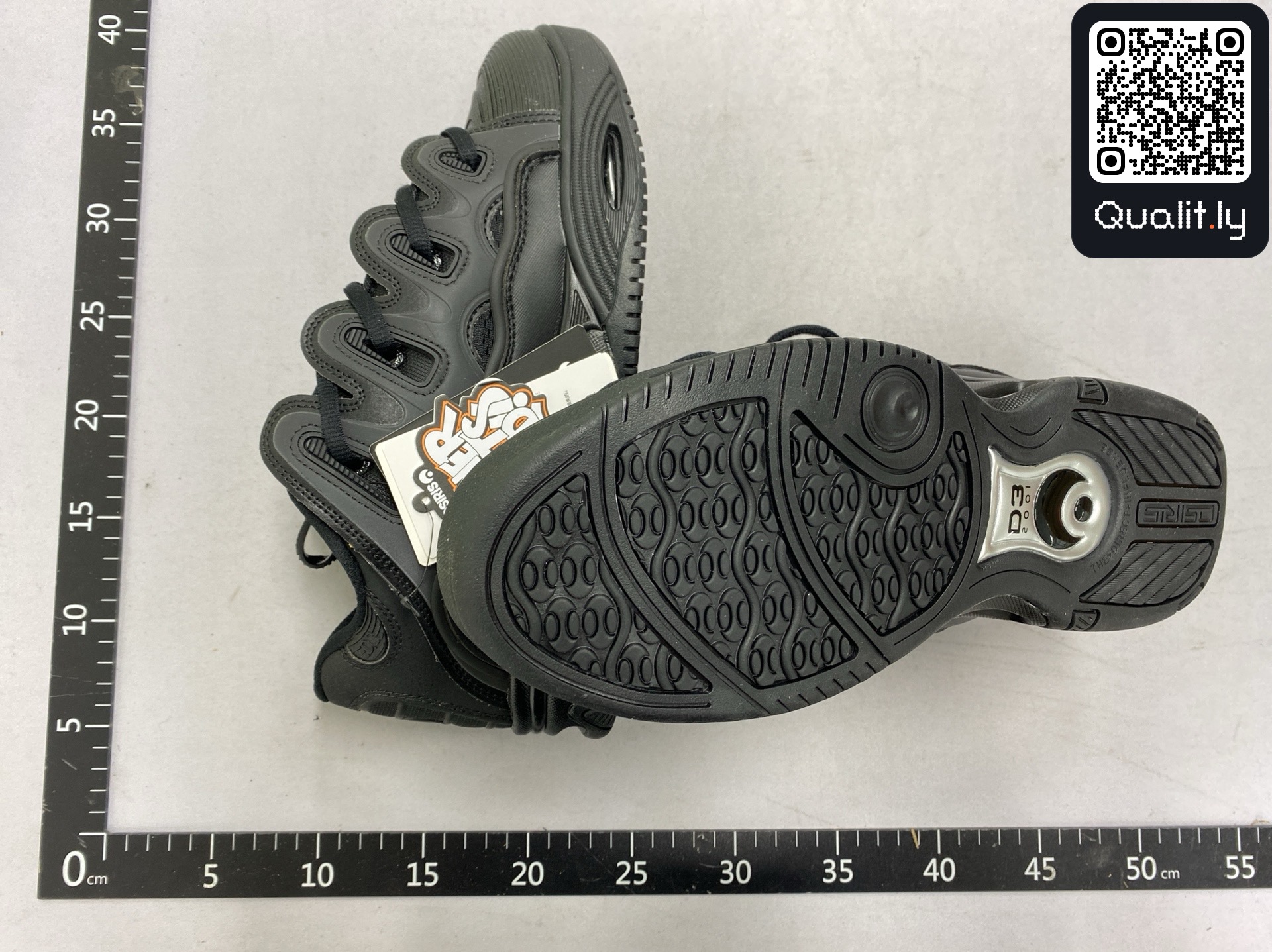 球鞋 QC 照片 2 / 136