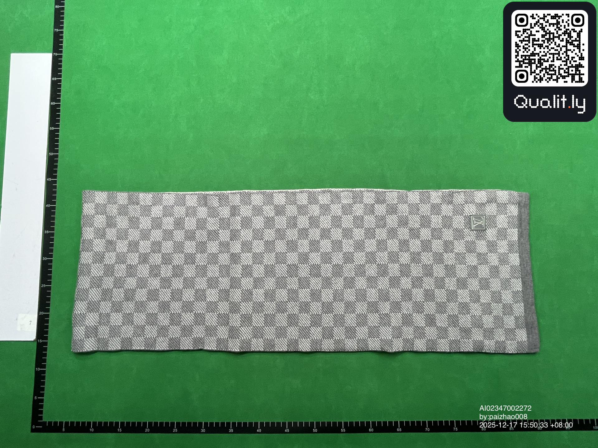 Sweter — zdjęcie QC 3 z 12