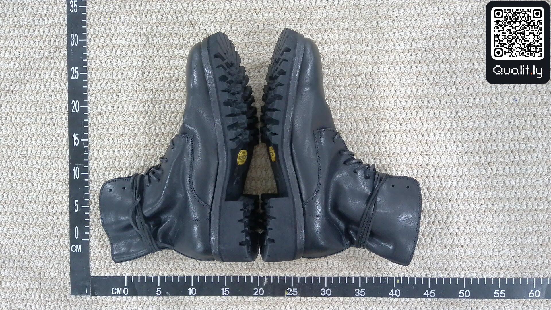 Sneakers — foto QC 3 di 17
