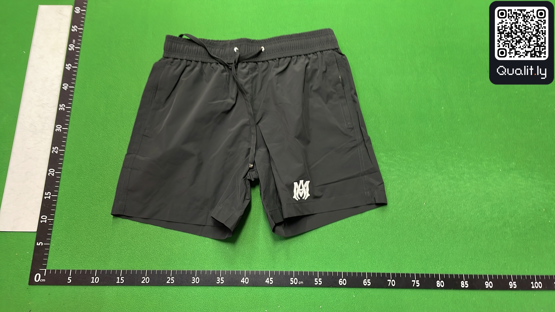 短裤 QC 照片 2 / 12