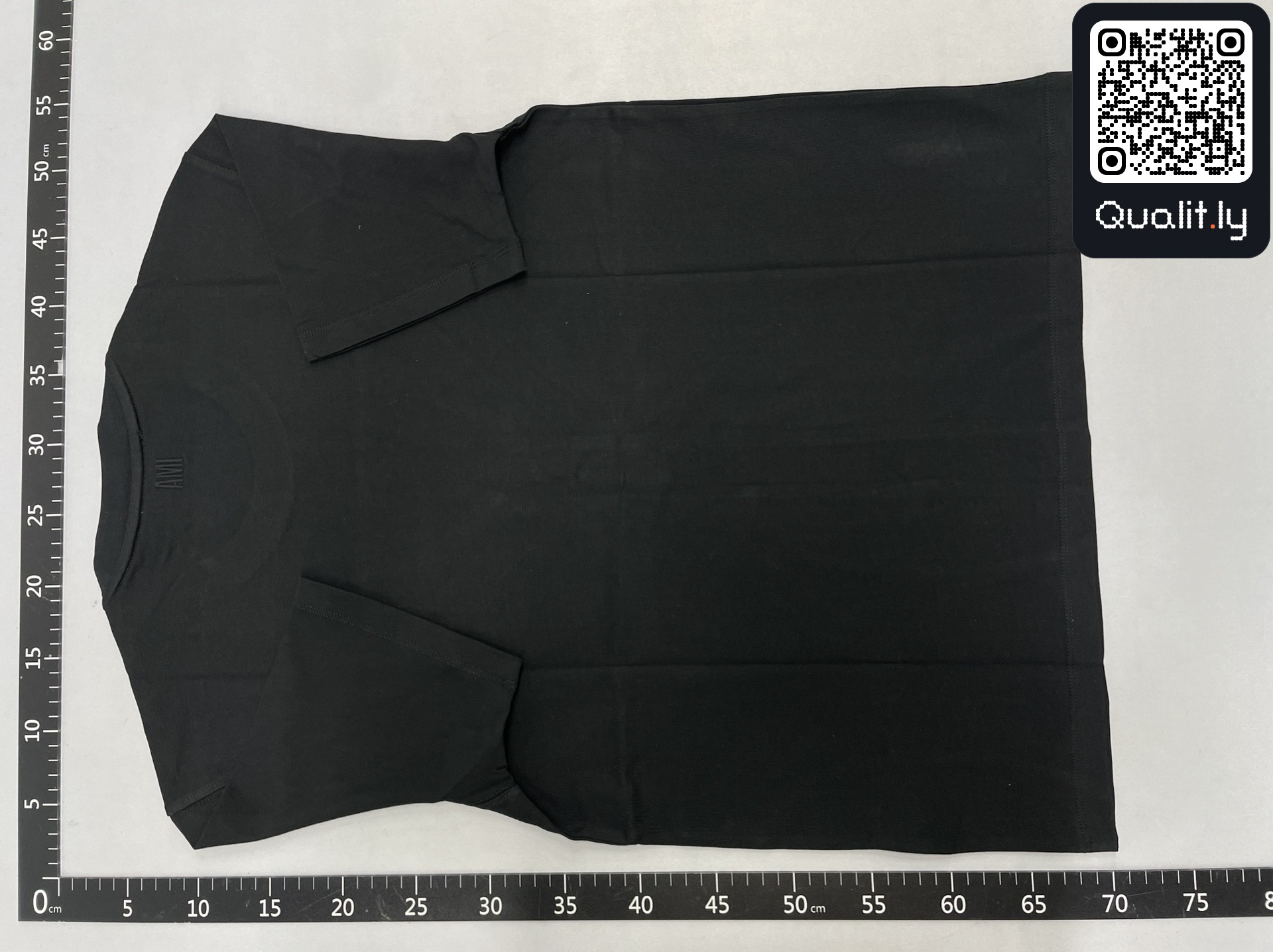 T-shirt — photo QC 1 sur 143