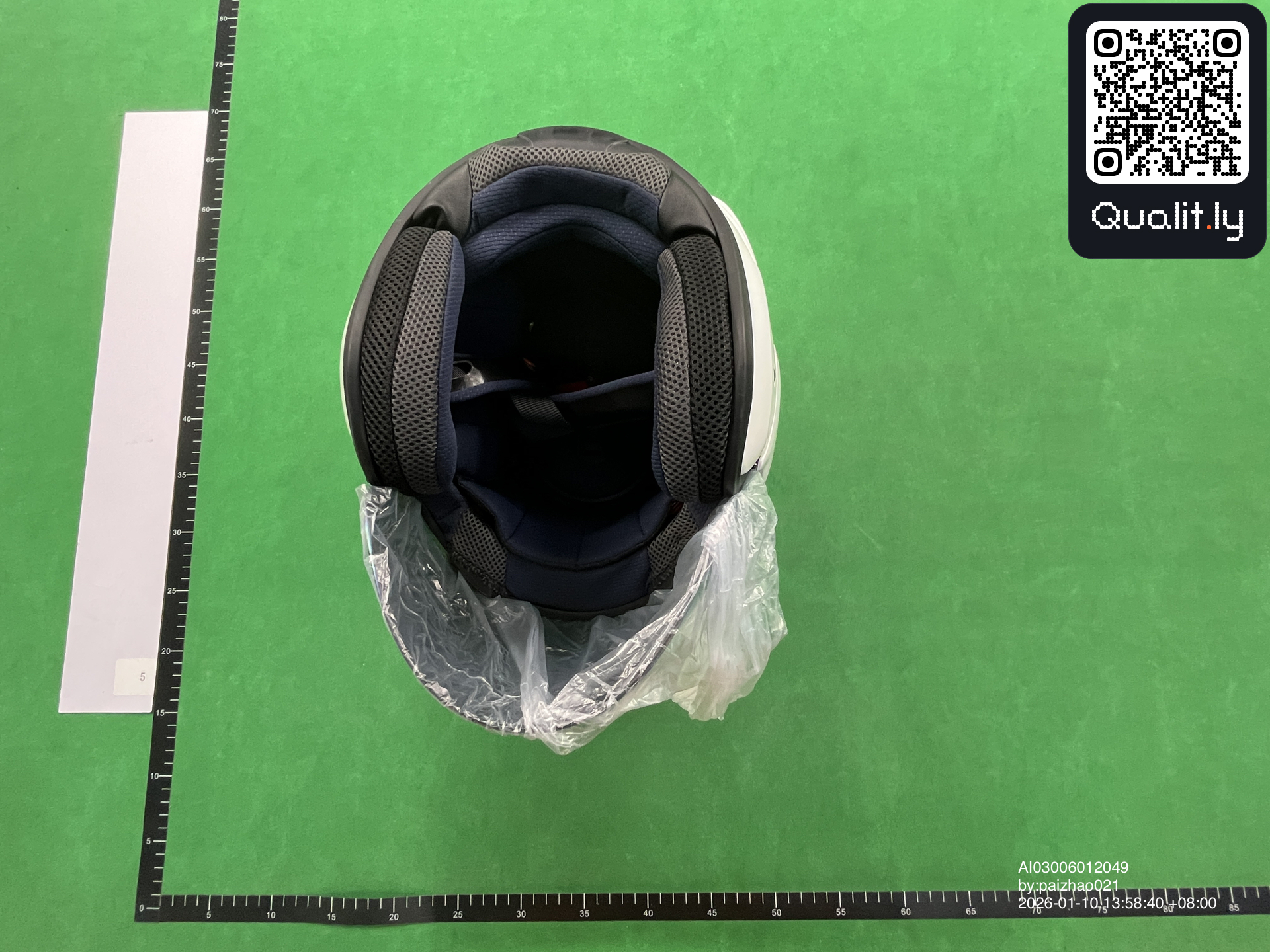 Foto QC 2 de 6