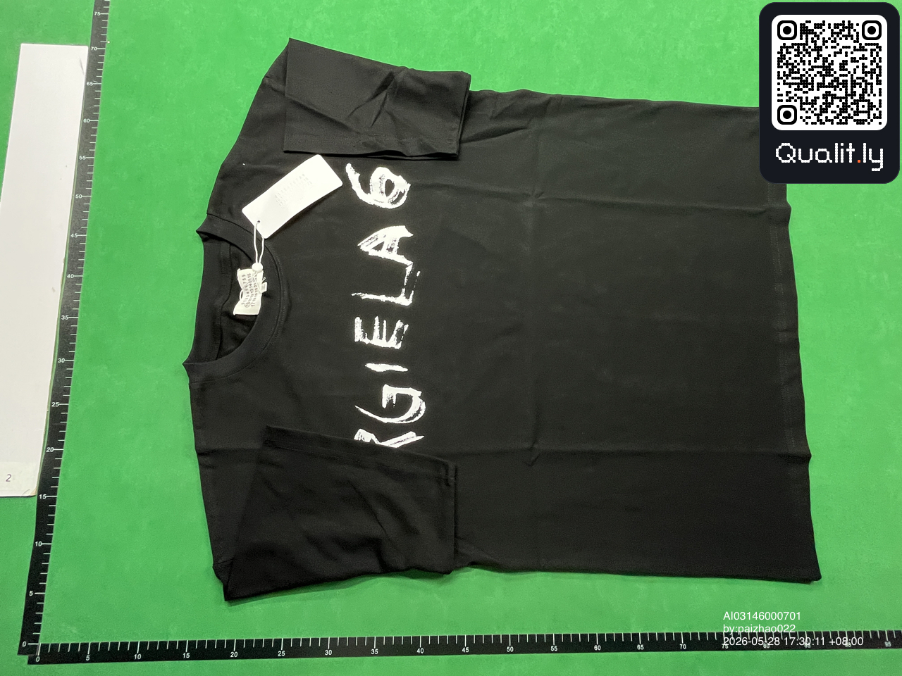 T-shirt — foto QC 3 di 101