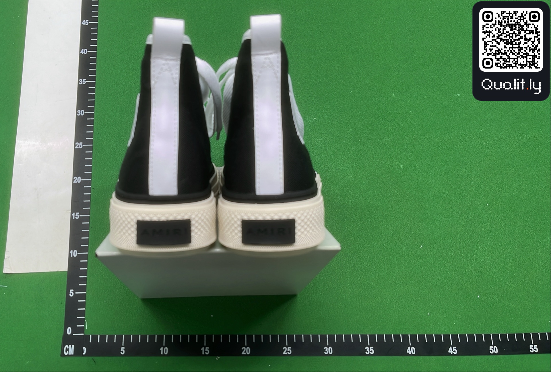 Sneakers — QC-foto 3 av 6