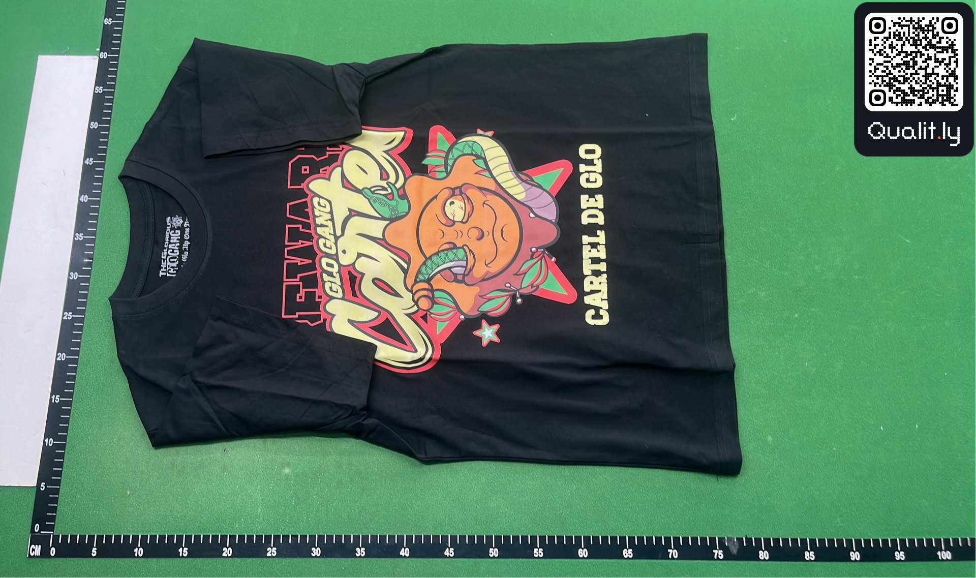 Hoodie QC photo 2 of 4