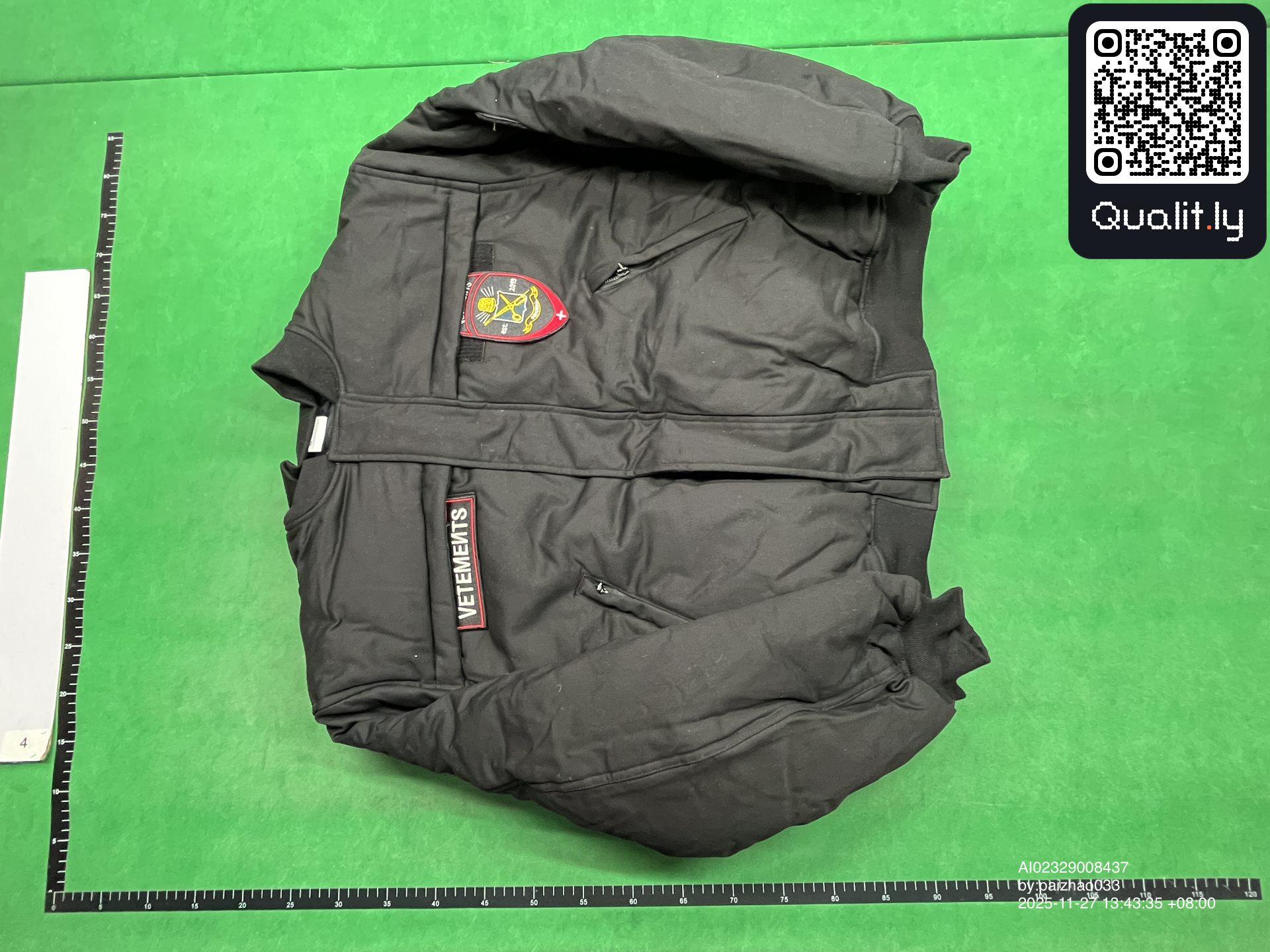 Veste — photo QC 3 sur 30