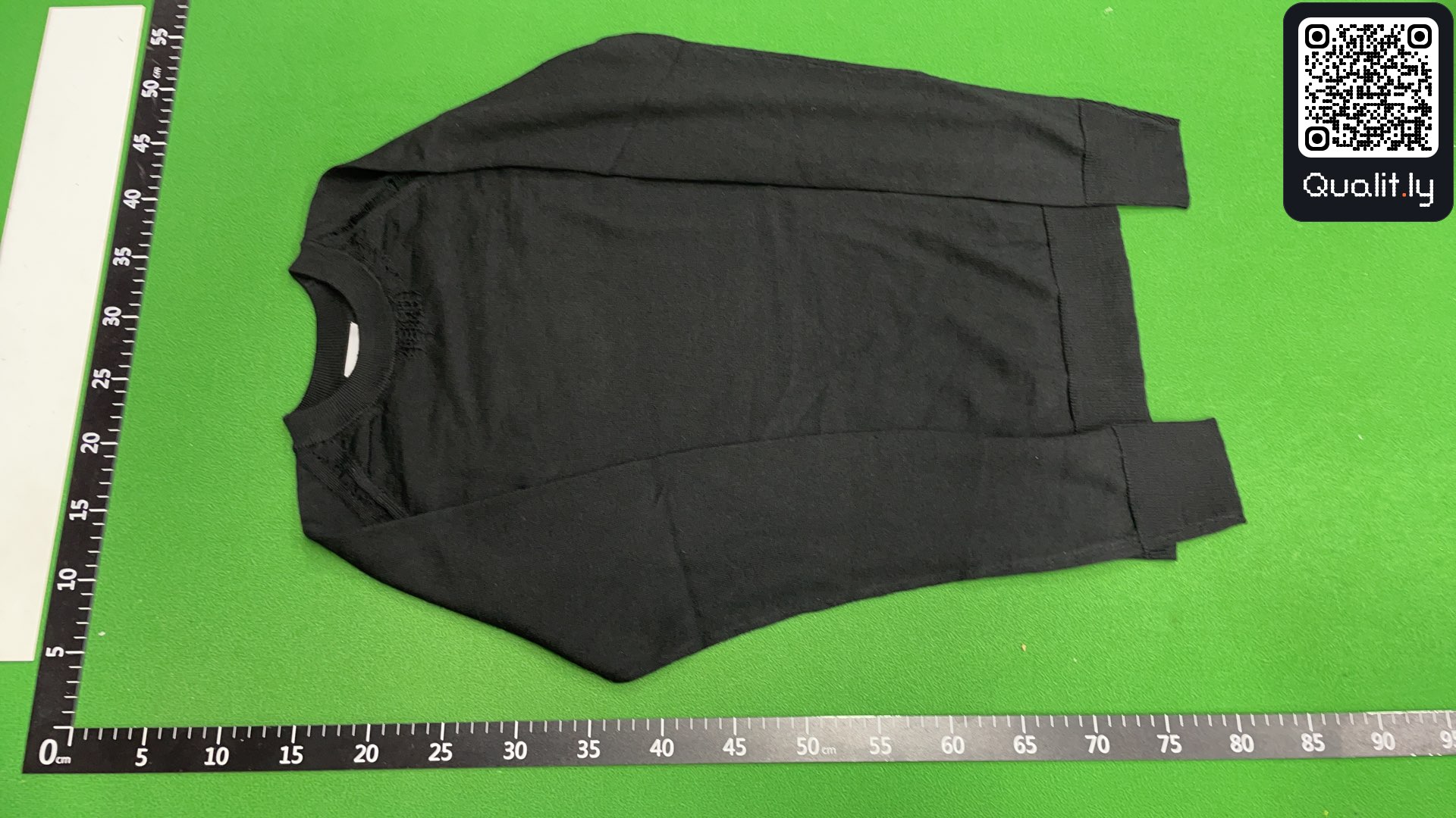 Pull — photo QC 2 sur 4