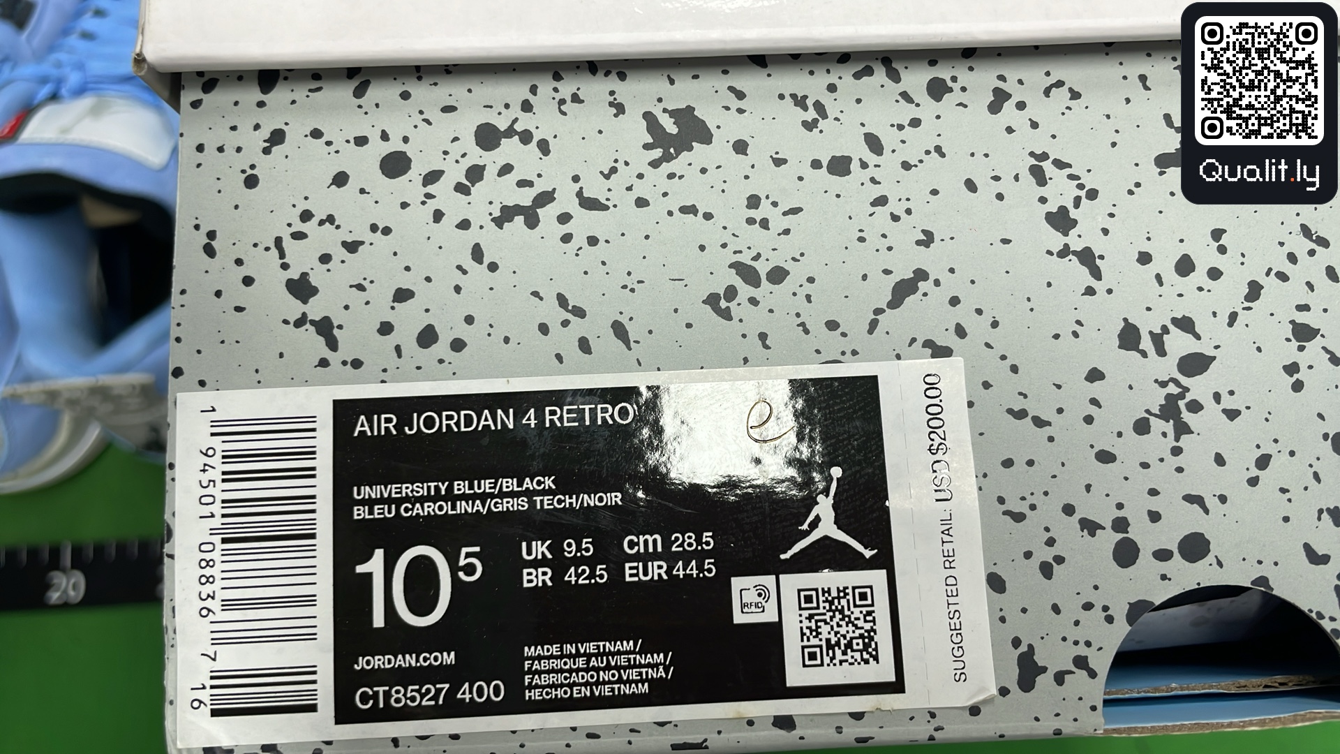 Sneakers — foto QC 2 di 374