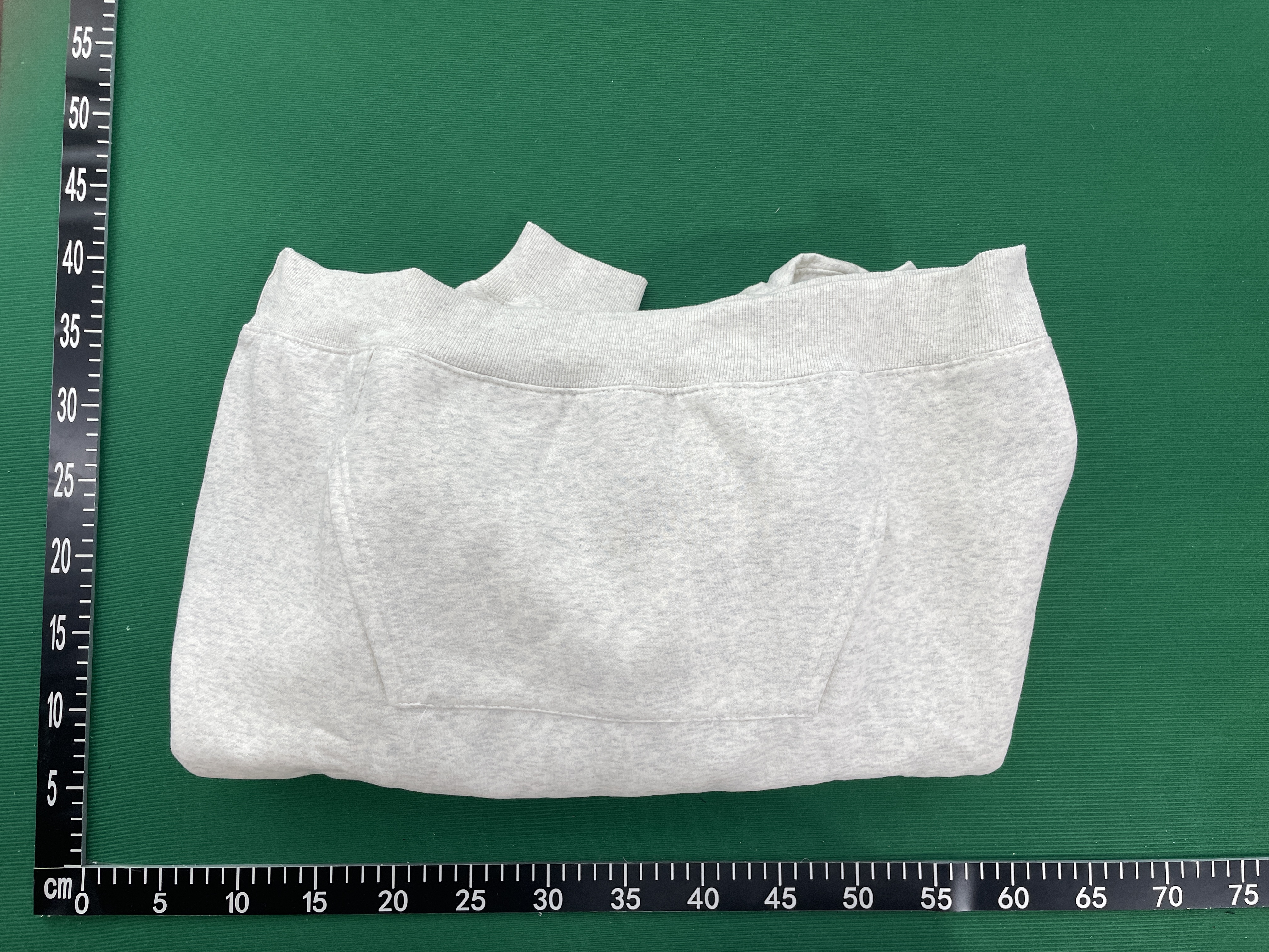 Pantaloni — foto QC 1 di 10