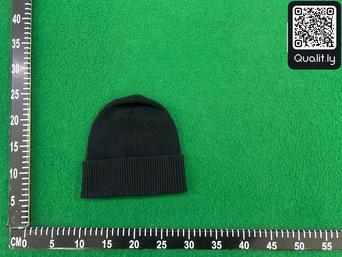 Beanie QC photo 2 of 11