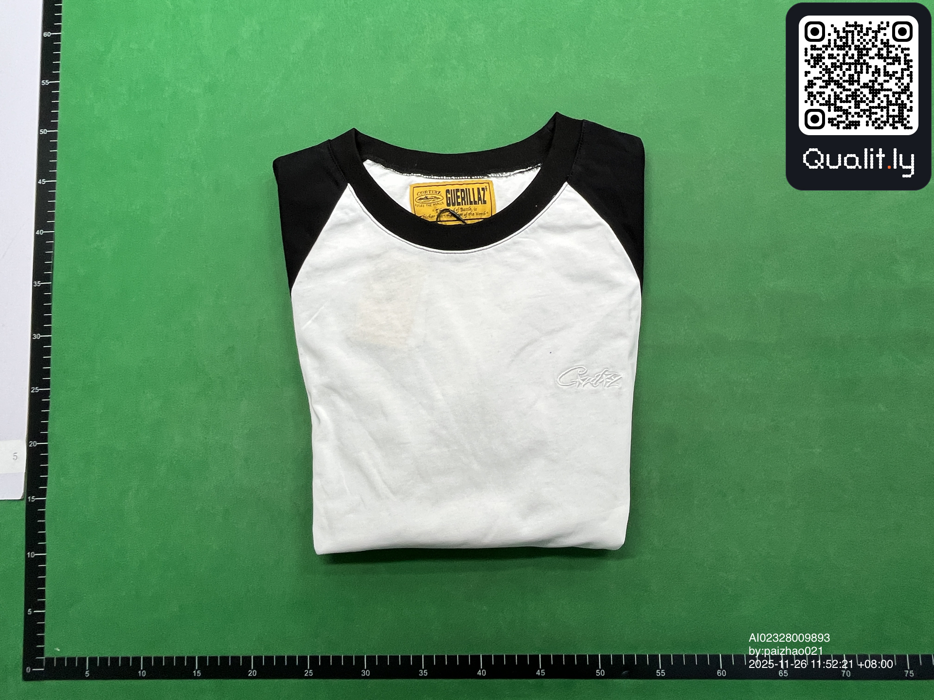 T-shirt — foto QC 1 di 64