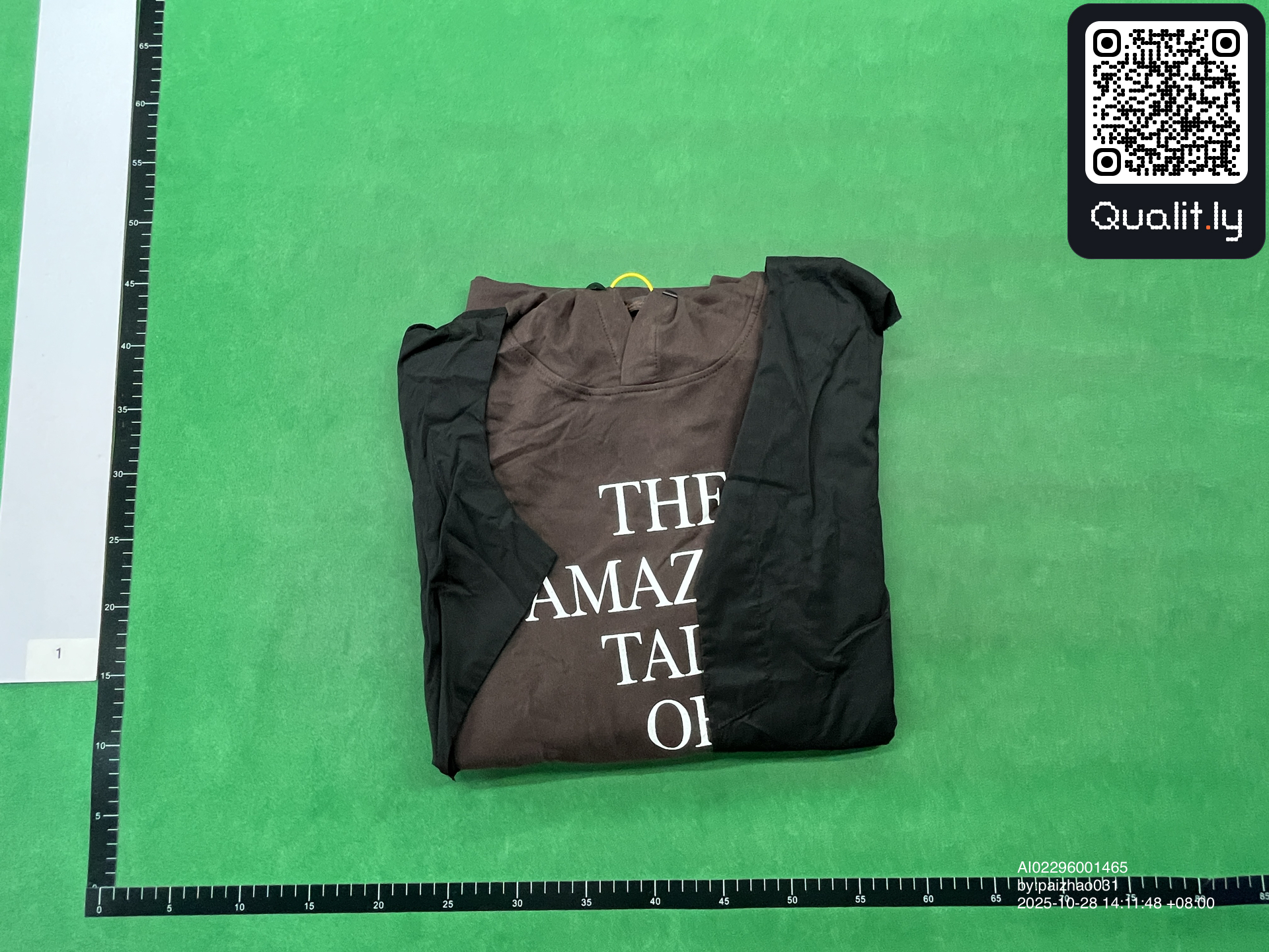 Hoodie — QC-foto 1 av 4