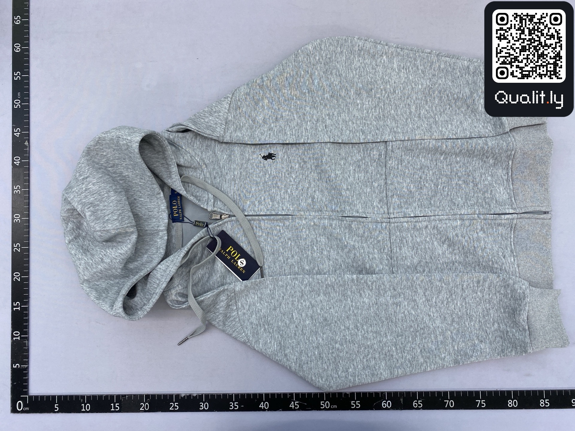 Hoodie QC photo 2 of 12