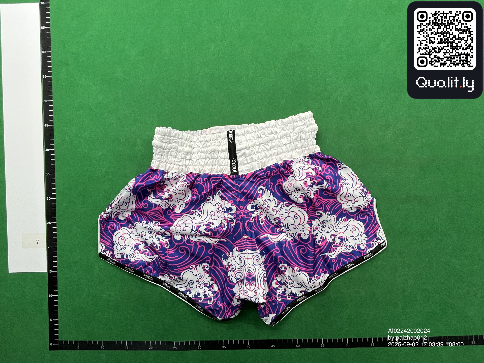 Pantalón corto — foto QC 2 de 4