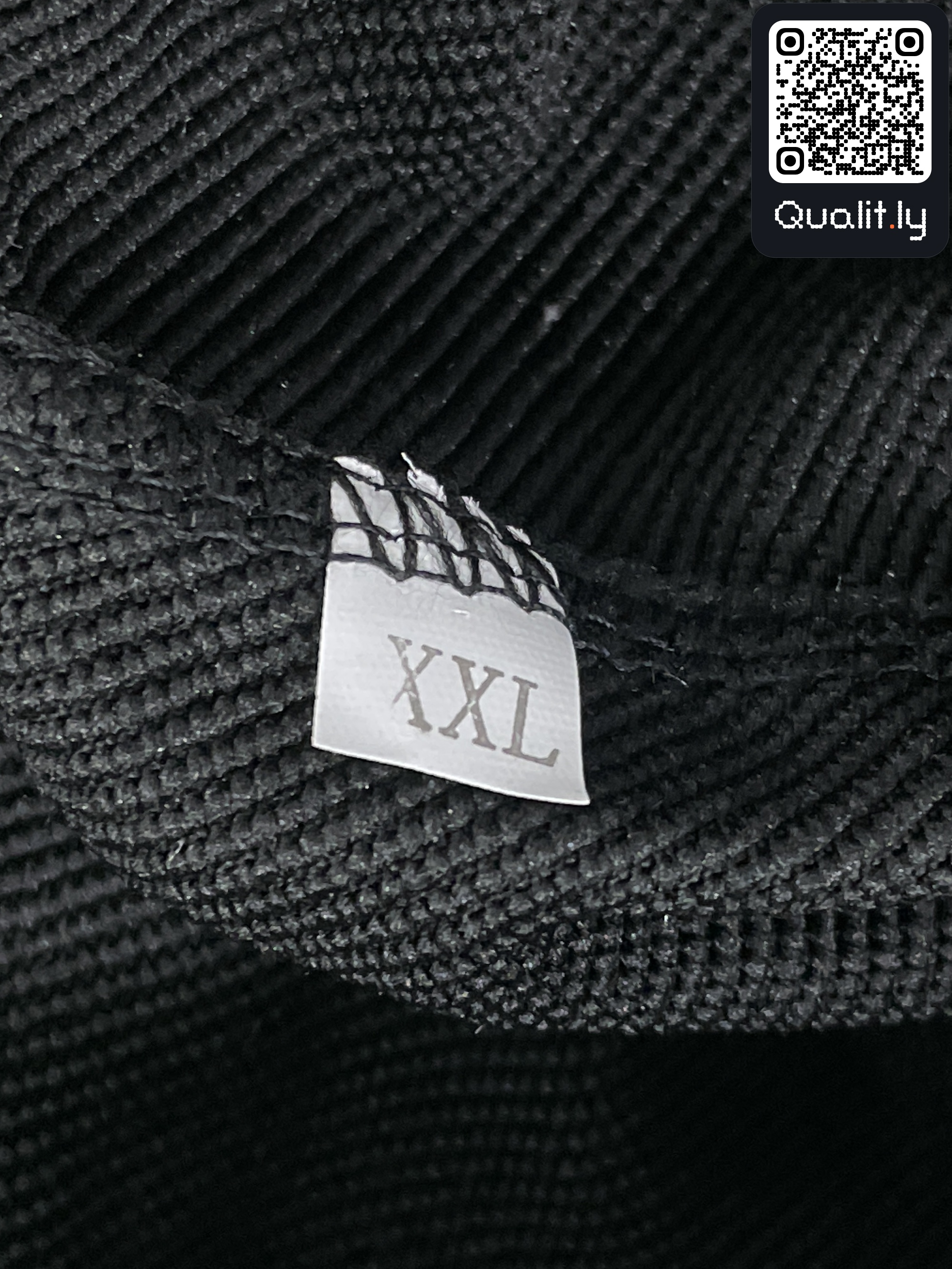 Pants QC photo 2 of 127
