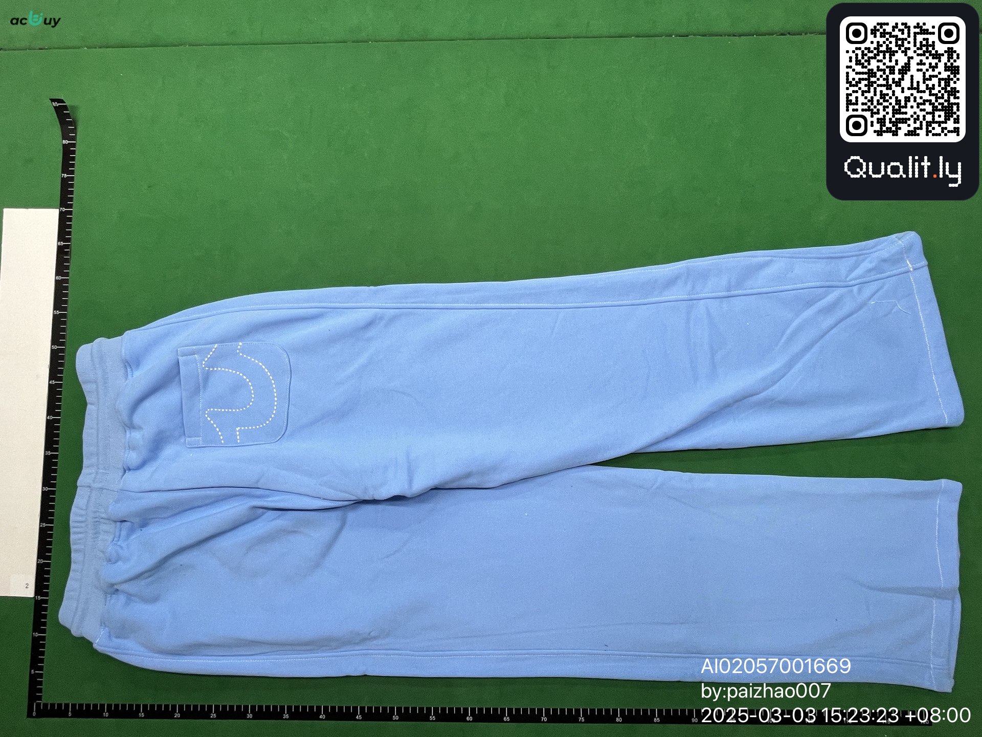 Hoodie QC photo 2 of 108