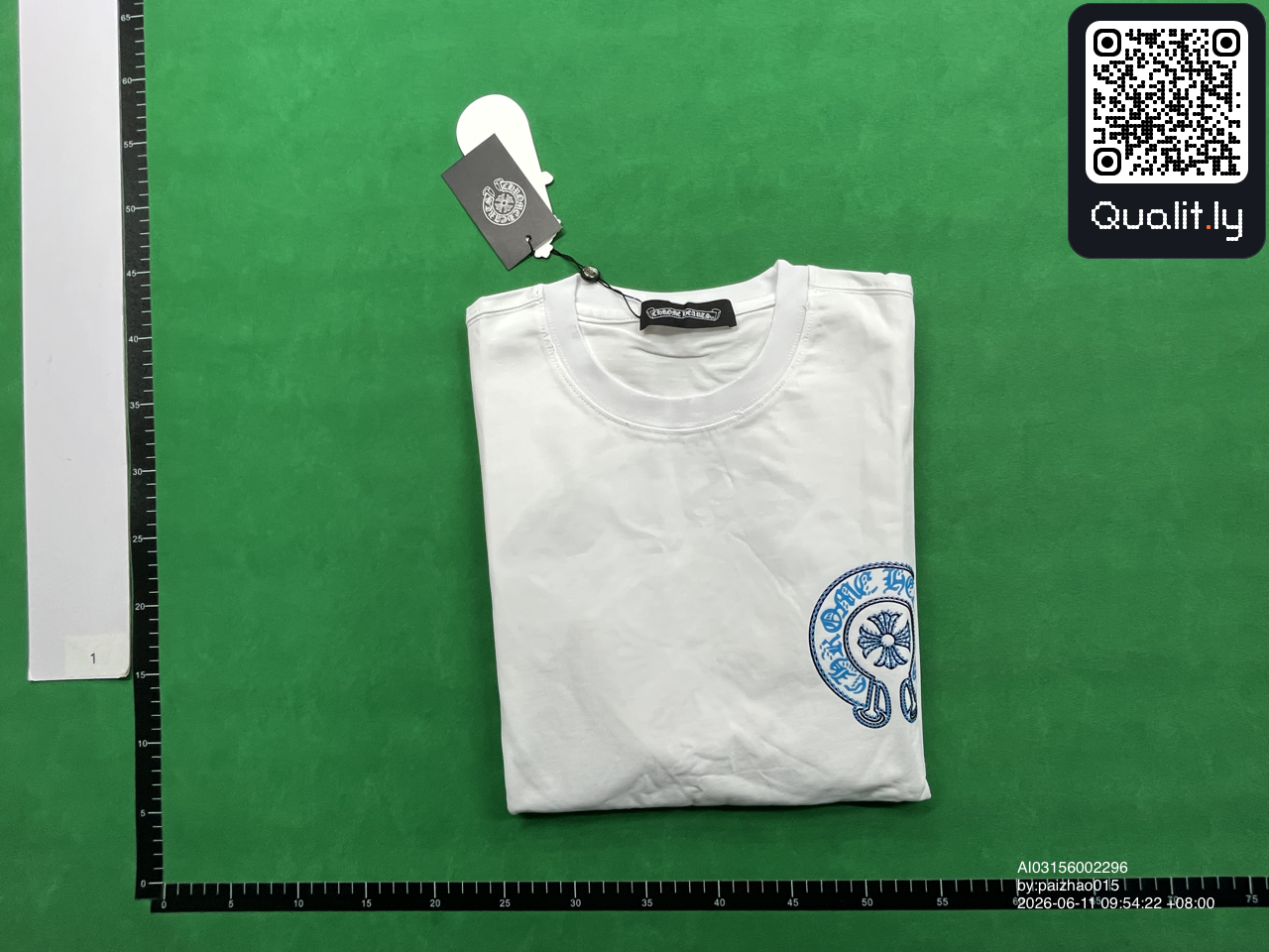 Camiseta — foto QC 1 de 26