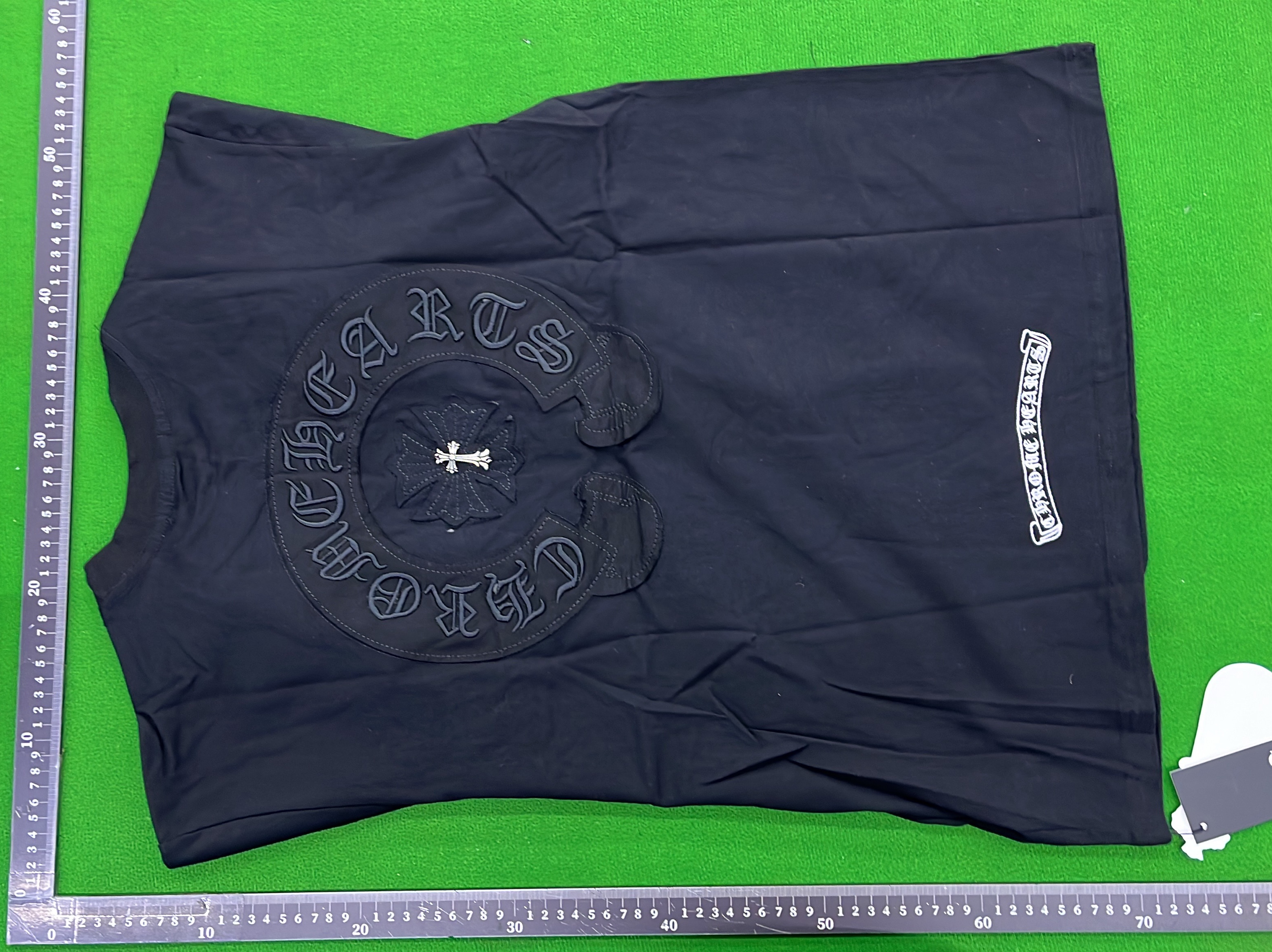 T-shirt QC photo 3 of 20